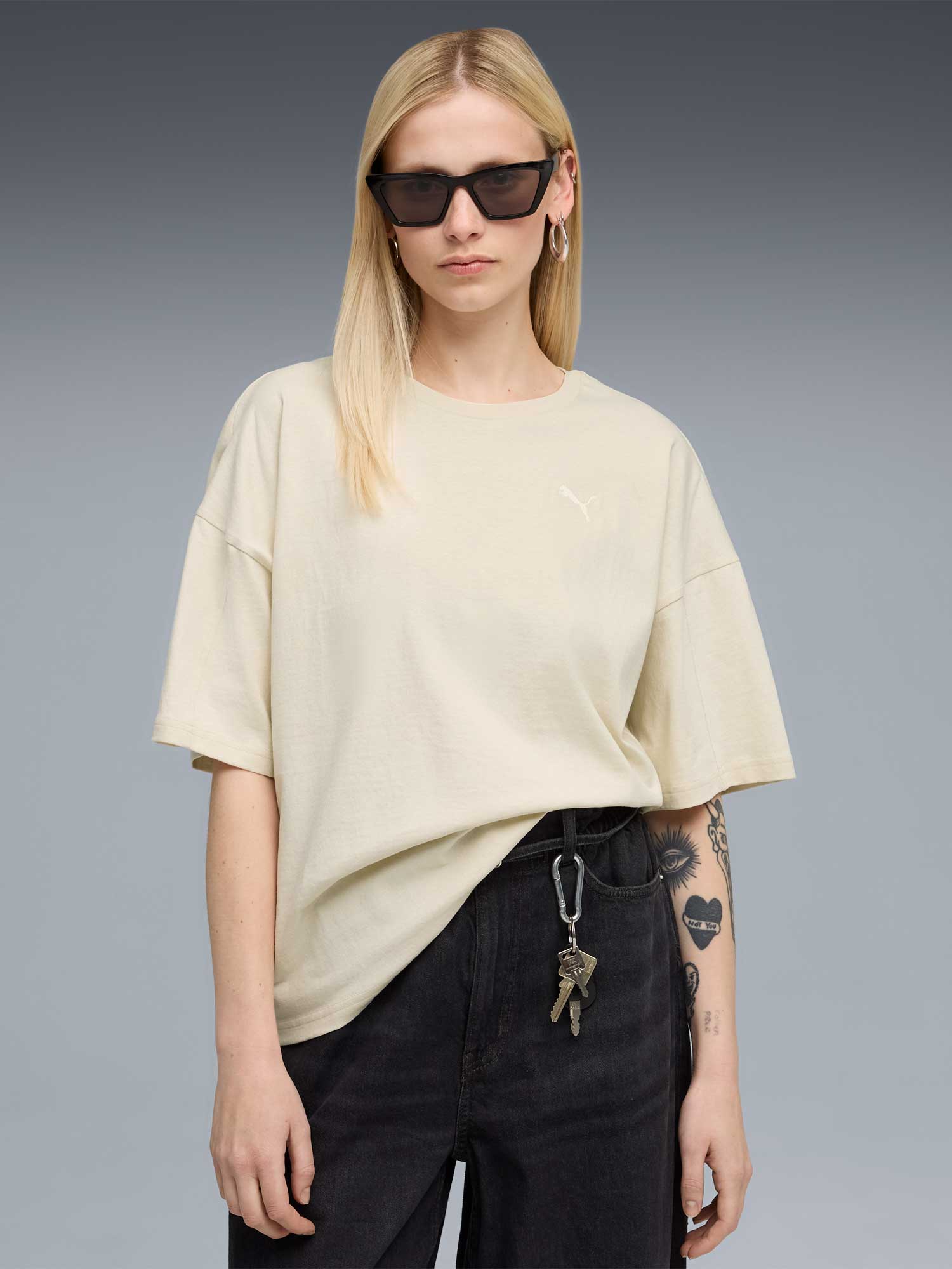PUMA Тениска HER Oversized Tee
