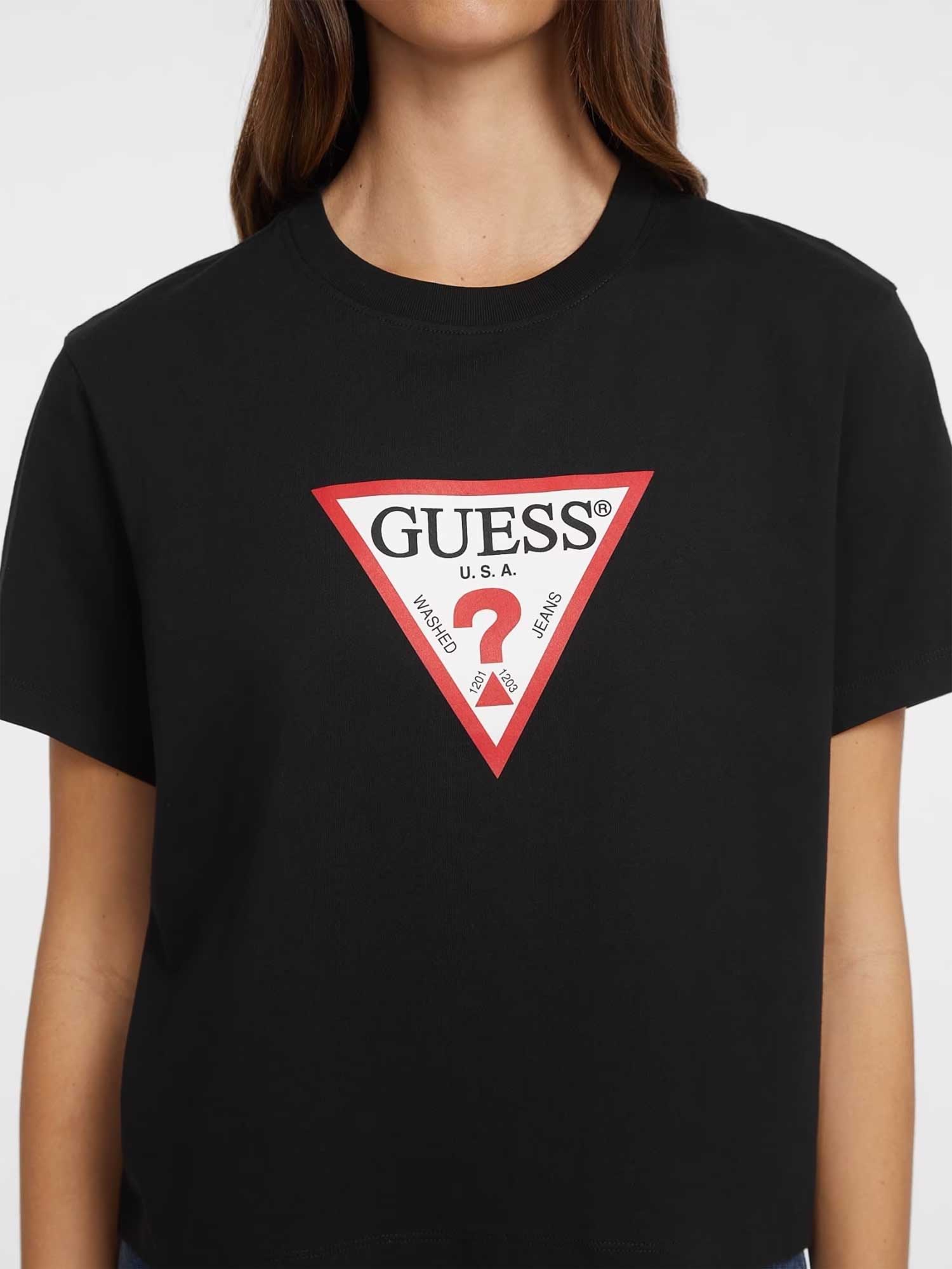 GUESS JEANS Тениска GJ SS CN BOXY ICONIC TEE
