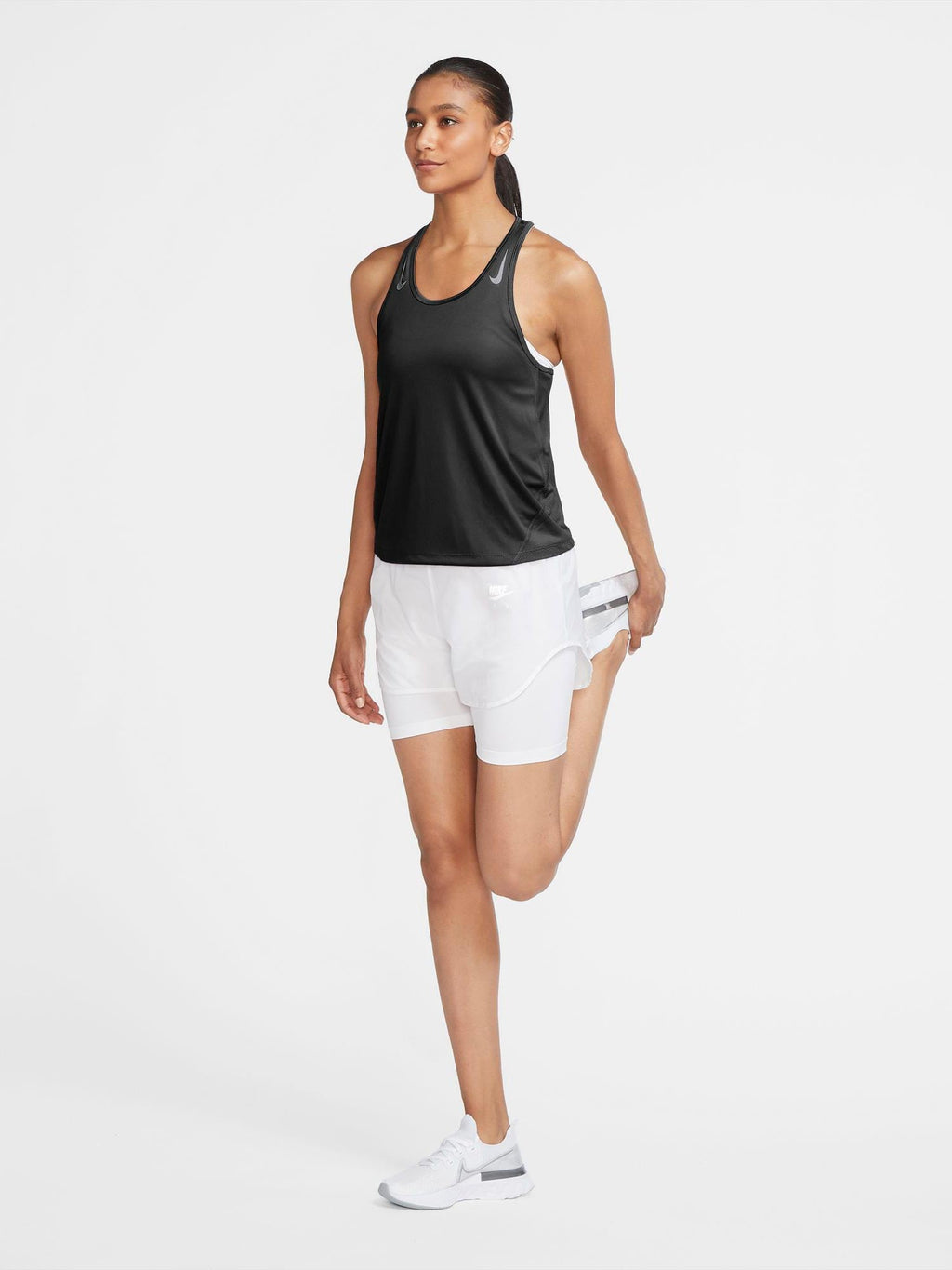 NIKE Потник W MILER TARACER
