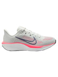 NIKE Обувки WMNS QUEST 6