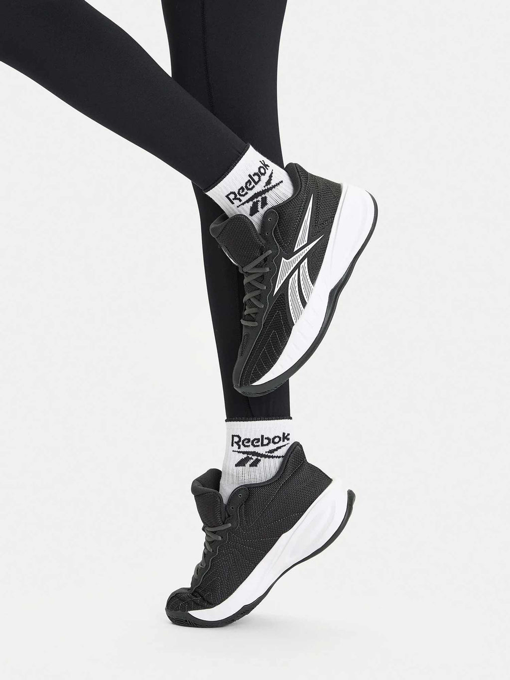 REEBOK Обувки PRESS