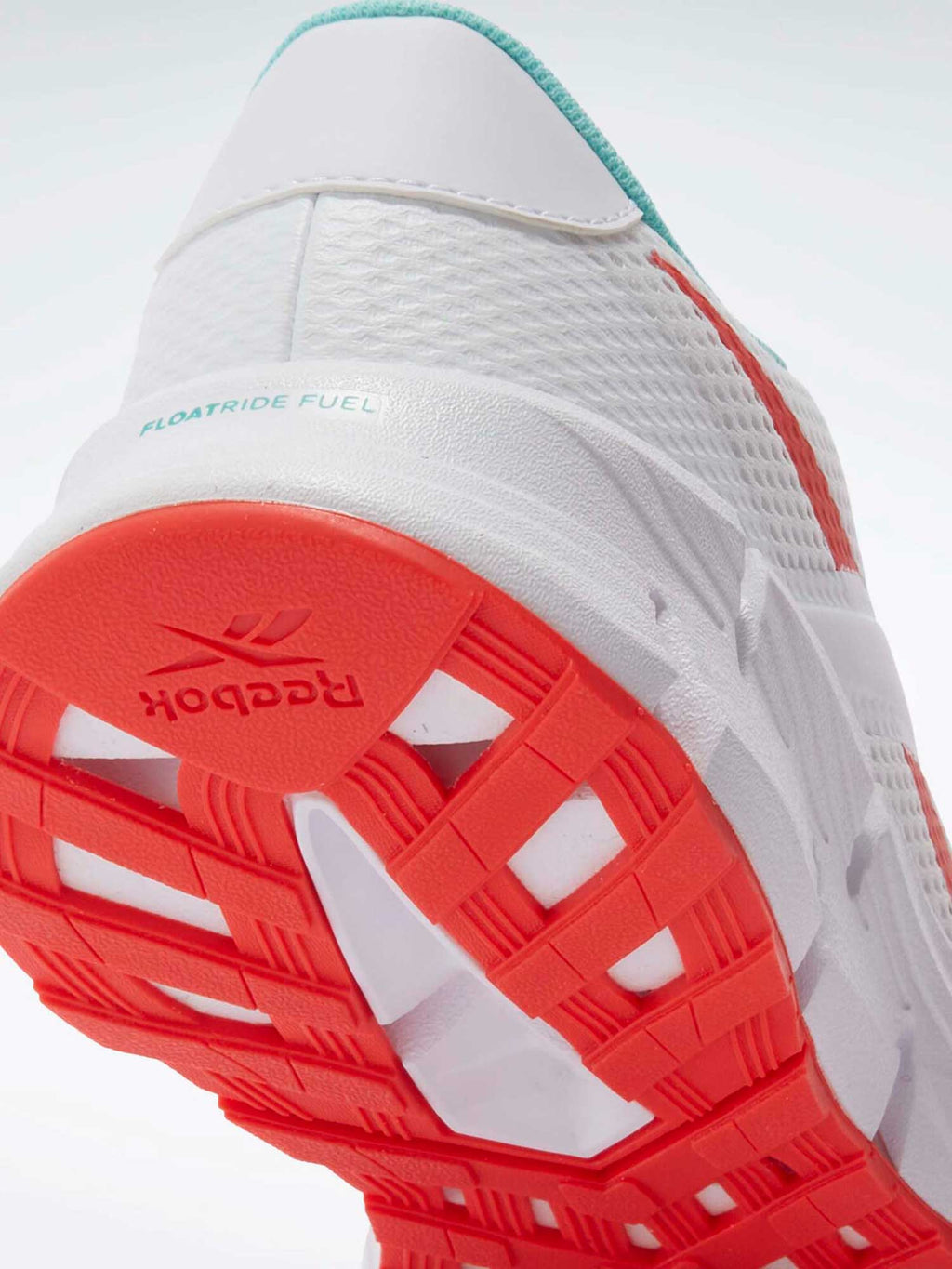 REEBOK Обувки ZIG DYNAMICA 5