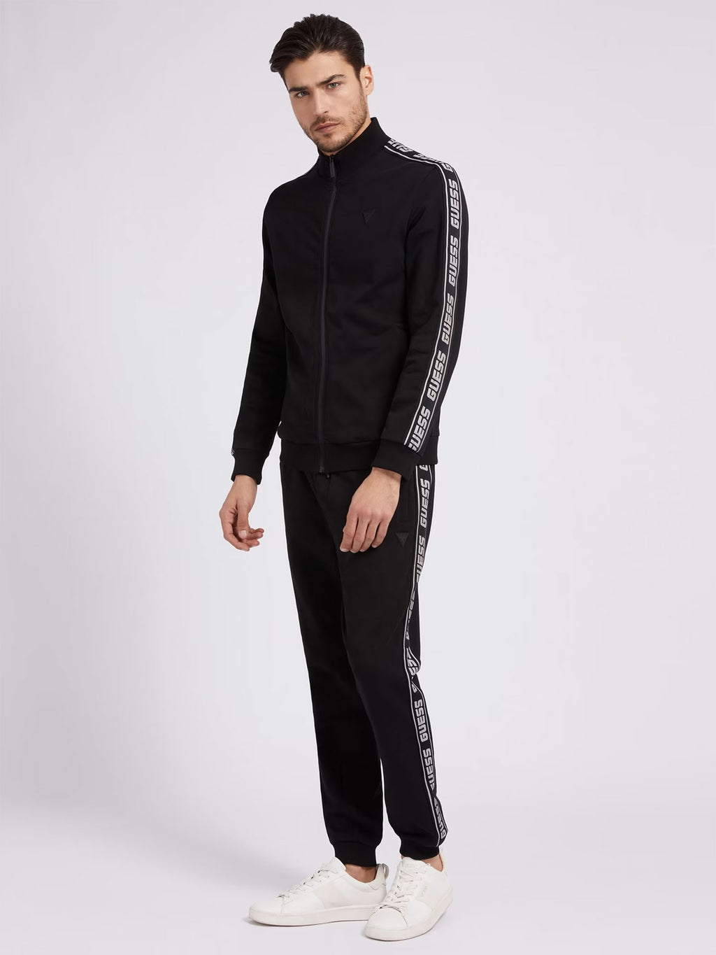 GUESS Спортно долнище NEW ARLO LONG PANT