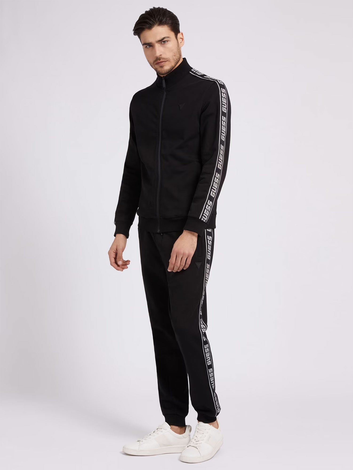 GUESS Спортно долнище NEW ARLO LONG PANT