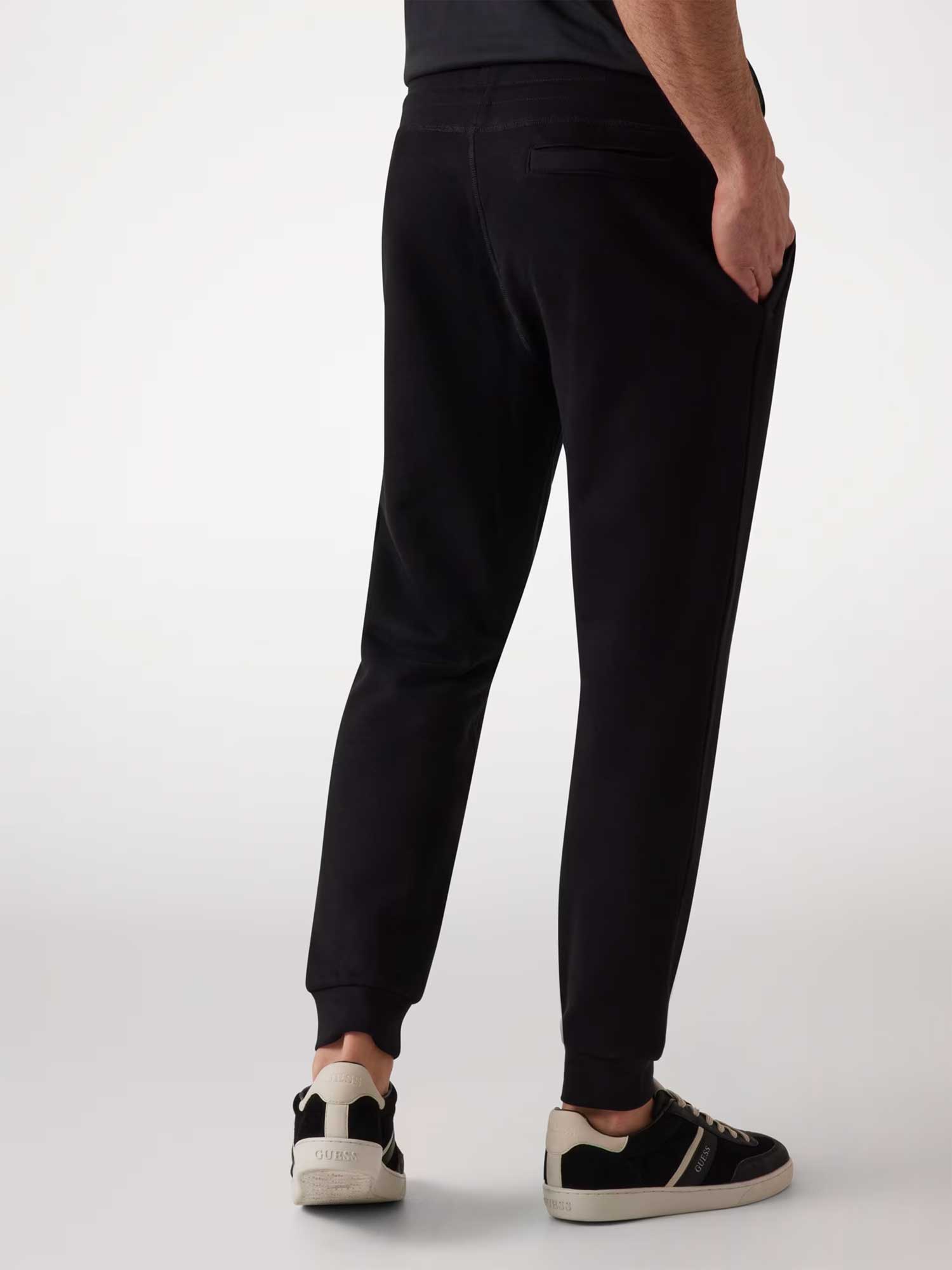 GUESS Спортно долнище ALDWIN LONG PANT
