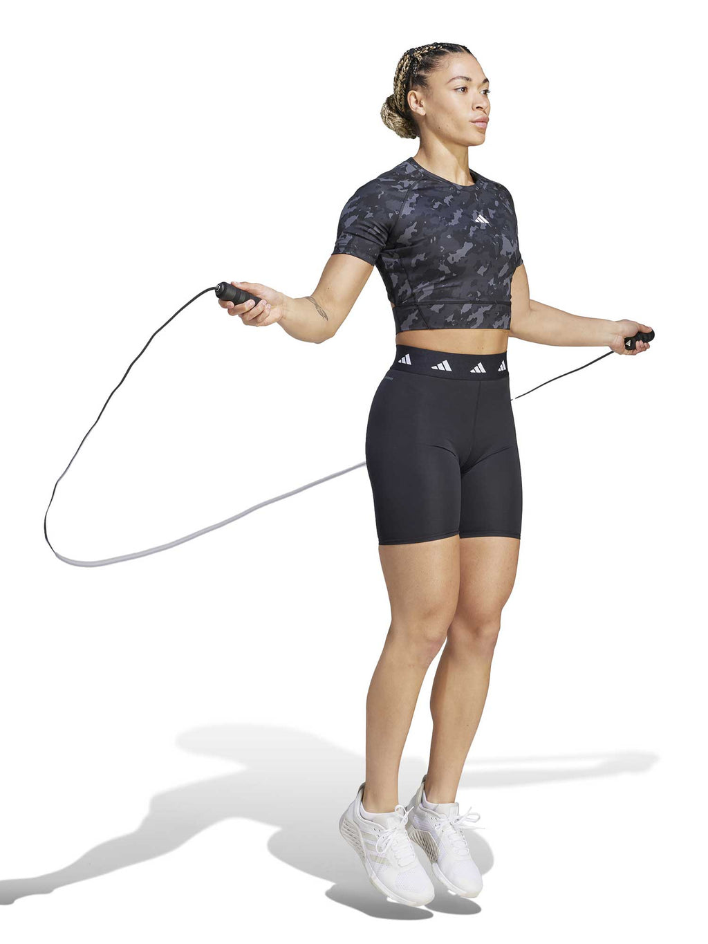 ADIDAS PERFORMANCE Тениска Techfit Camo Print Crop Training