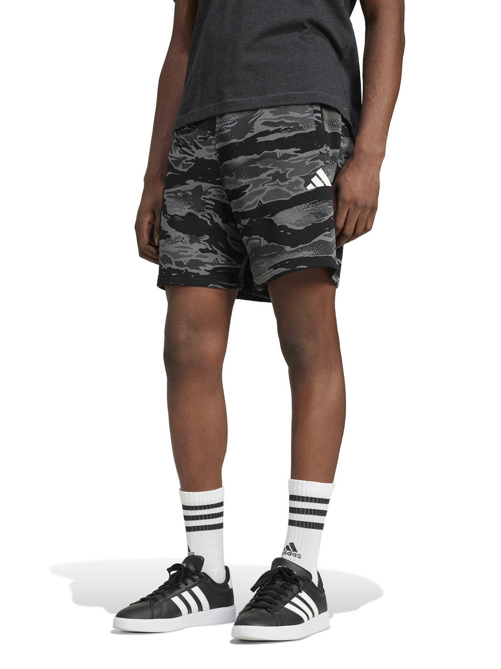 ADIDAS SPORTSWEAR Къси панталони Seasonal Essentials Camo Shorts