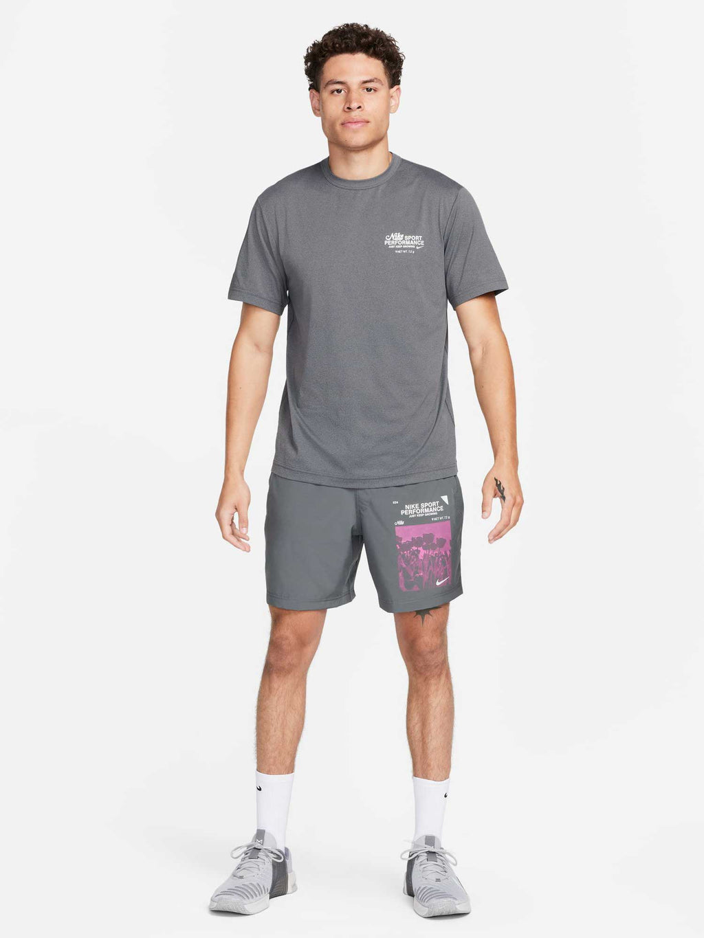 NIKE Тениска M NK DF UV HYVERSE SS GX