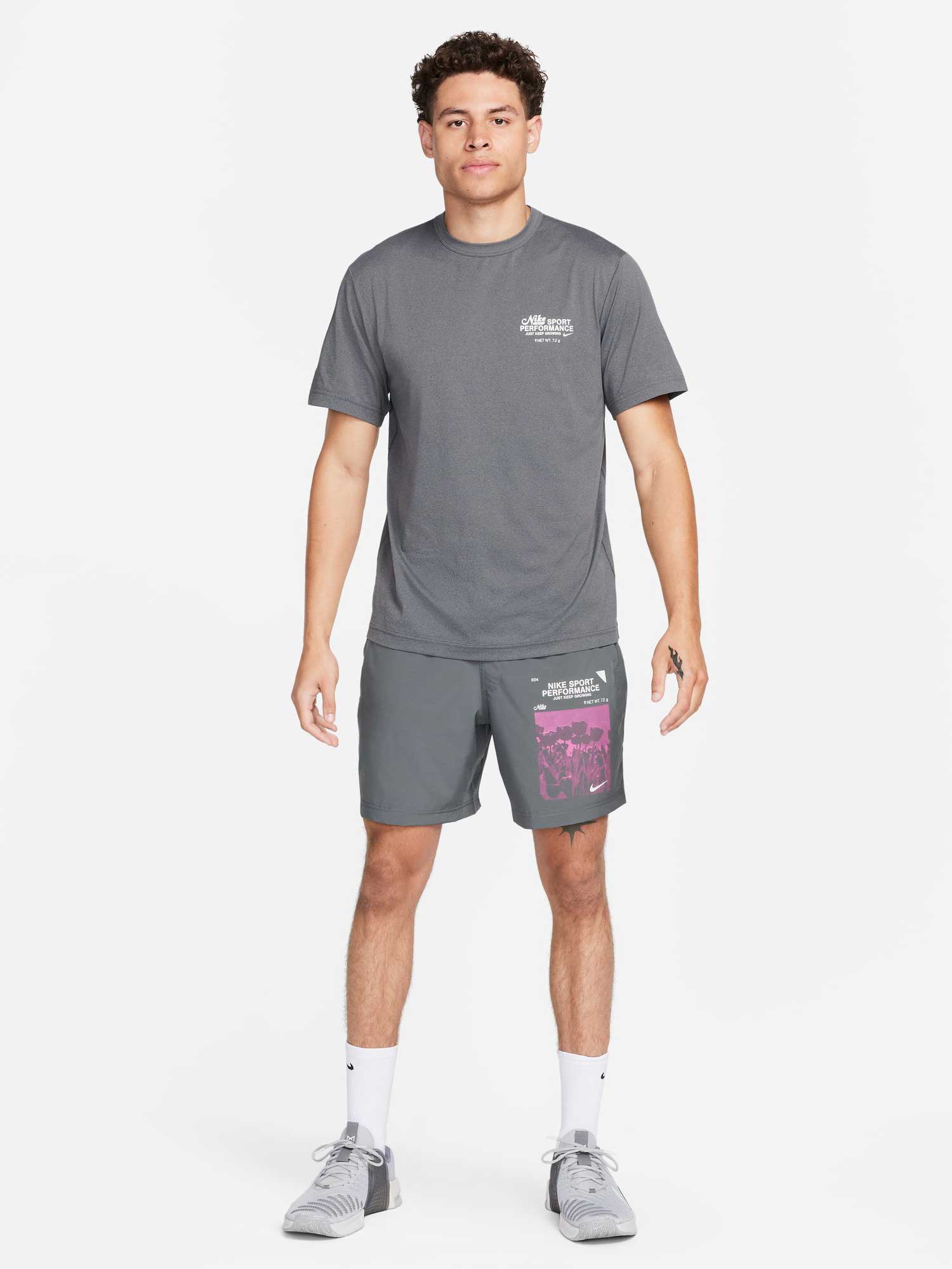 NIKE Тениска M NK DF UV HYVERSE SS GX