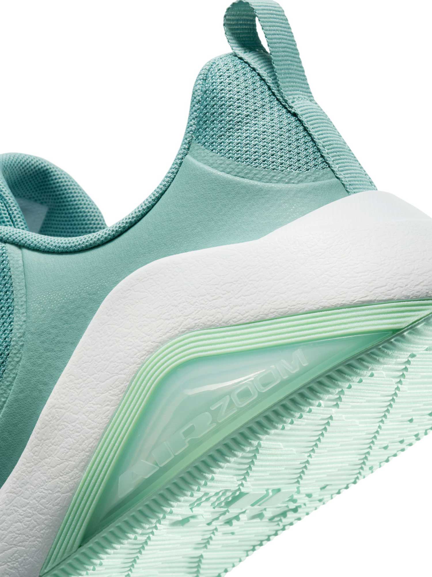 NIKE Обувки W AIR ZOOM BELLA 7