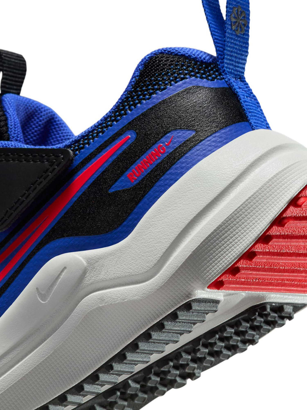 NIKE Обувки COSMIC RUNNER PSV