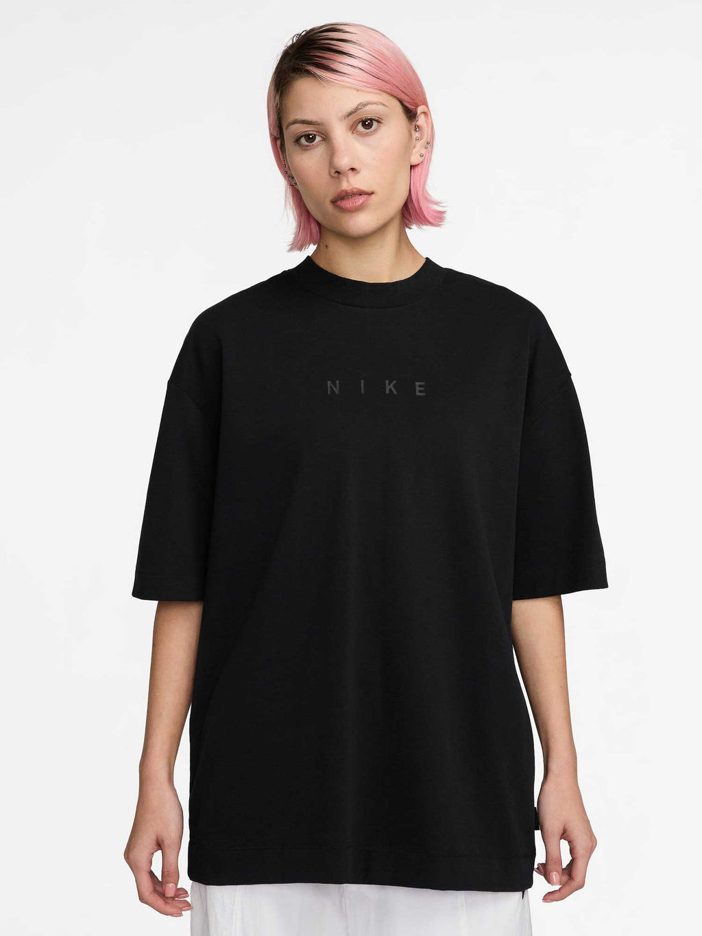 NIKE Тениска W NSW LUXE SS TEE RELAX