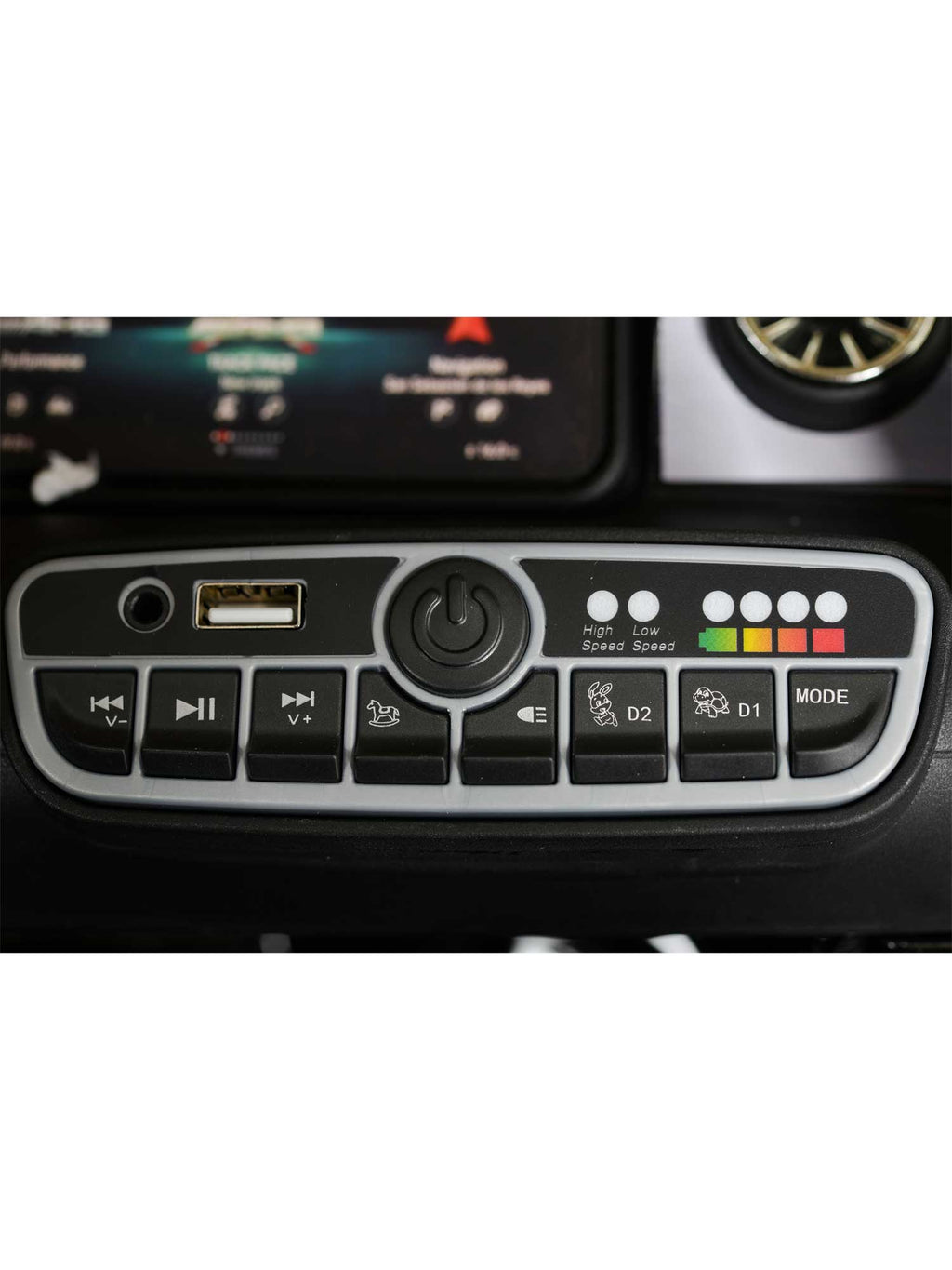 MONI Акумулаторна кола Mercedes-AMG CLA 45
