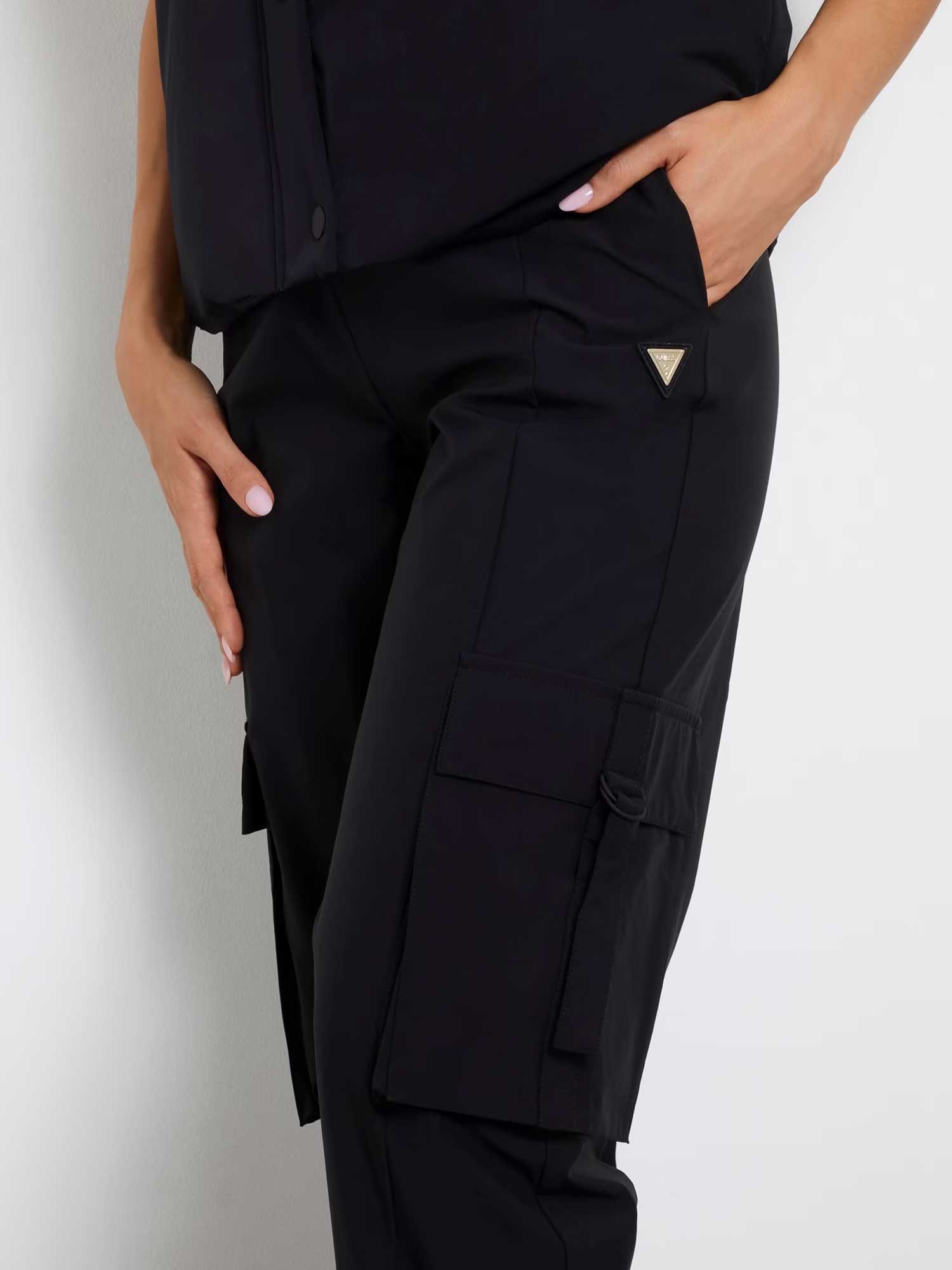 GUESS Спортно долнище AURLIE CARGO PANTS