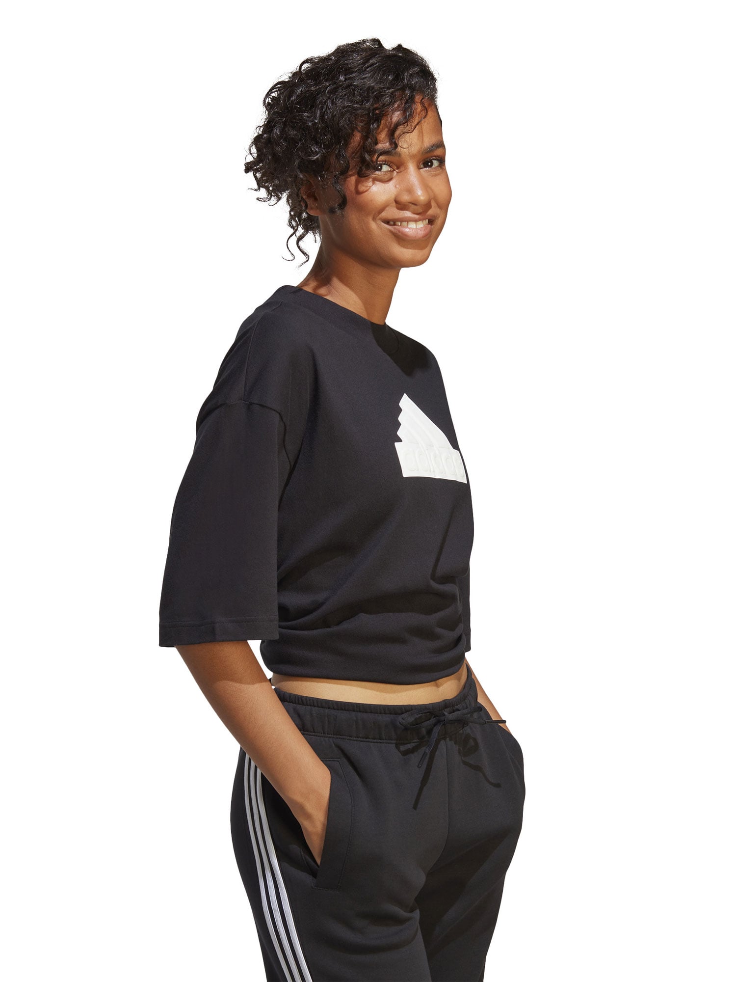 ADIDAS SPORTSWEAR Тениска Future Icons Badge of Sport Boyfriend