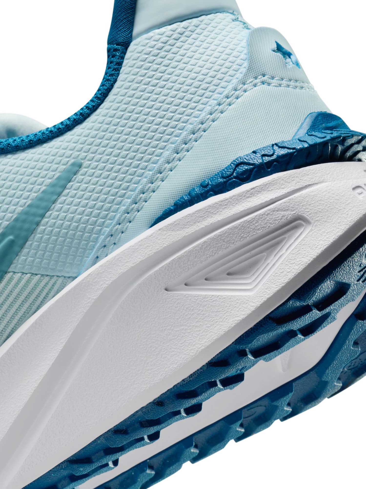 NIKE Обувки STAR RUNNER 4 NN (GS)