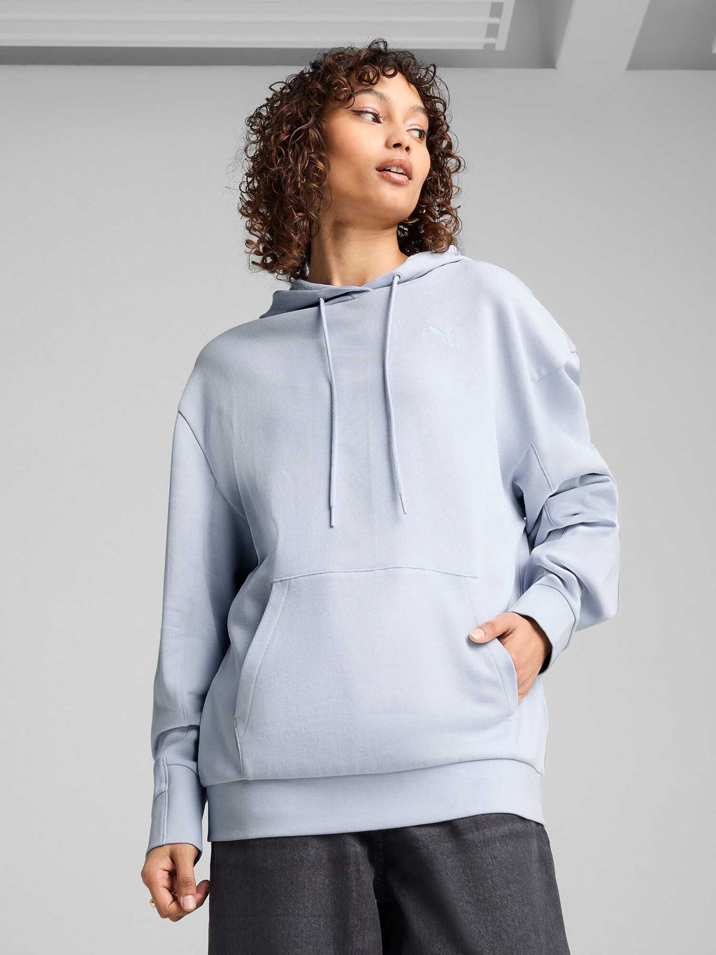 PUMA Суитшърт HER Hoodie TR