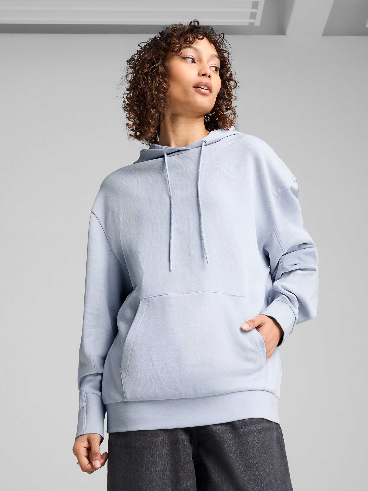 PUMA Суитшърт HER Hoodie TR