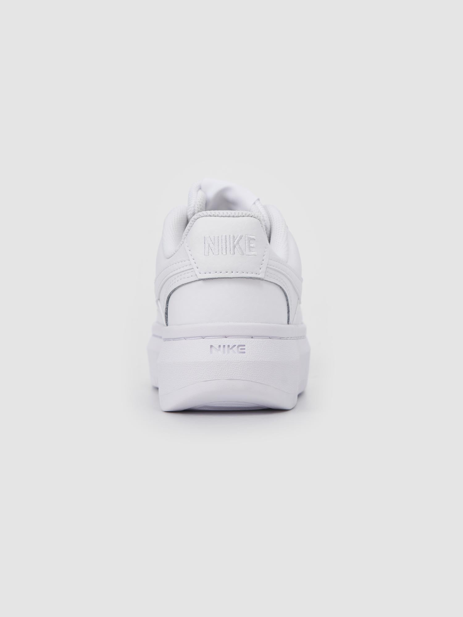 NIKE Обувки W COURT VISION ALTA LTR