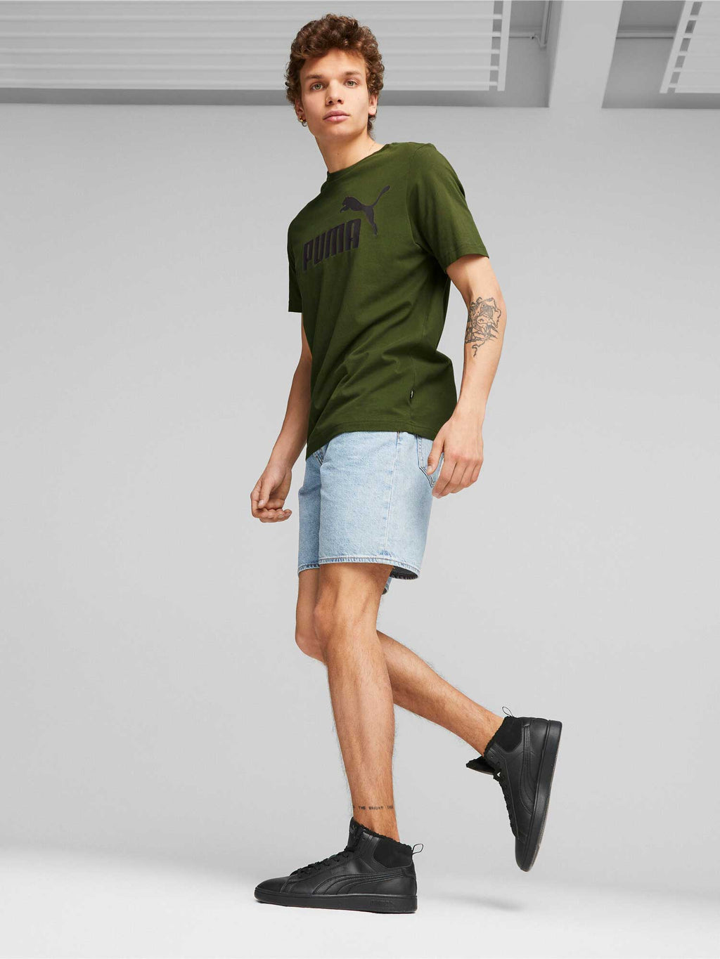 PUMA Тениска ESS Logo Tee (s)