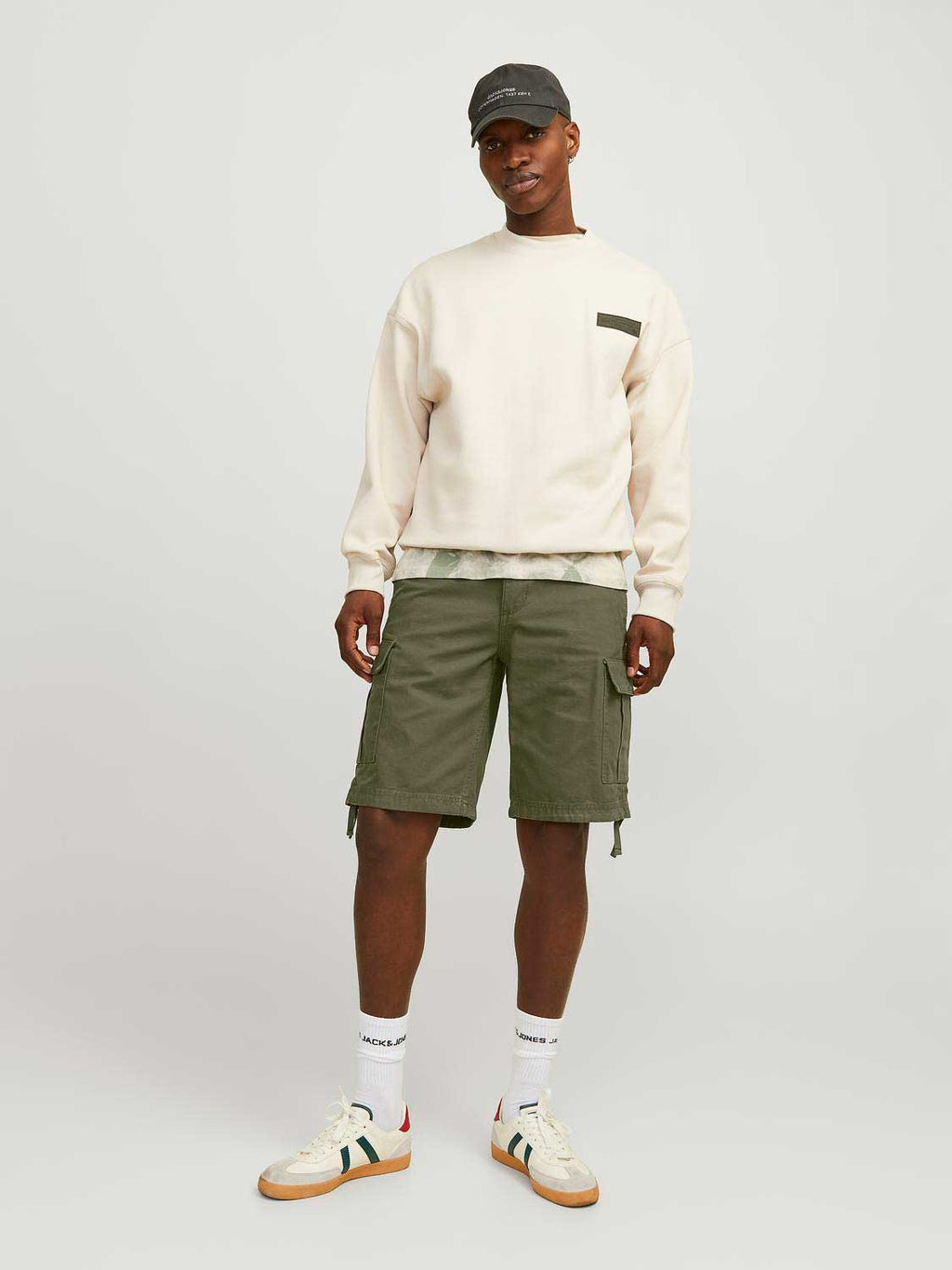 JACK & JONES Къси панталони JPSTCOLE BARKLEY JJCARGO SHORTS SN