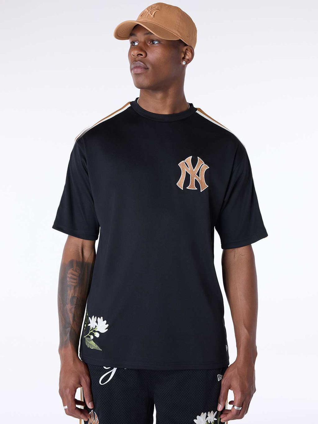 NEW ERA Тениска MLB FLORAL OS TEE NEYYAN
