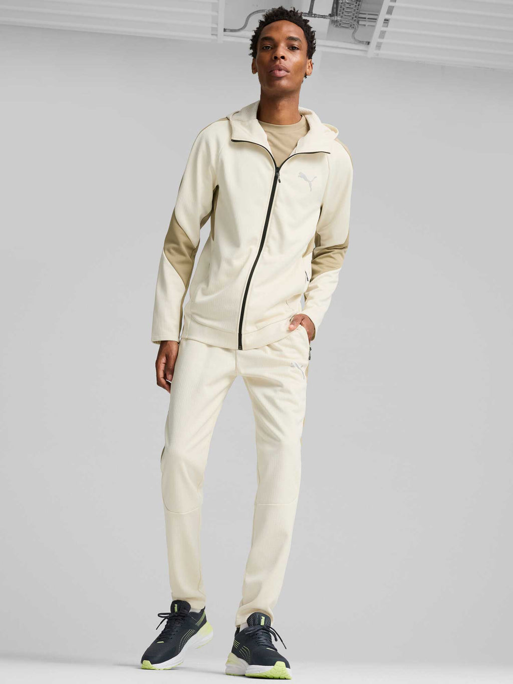 PUMA Суитшърт EVOSTRIPE Warm Full-Zip Hoodie DK