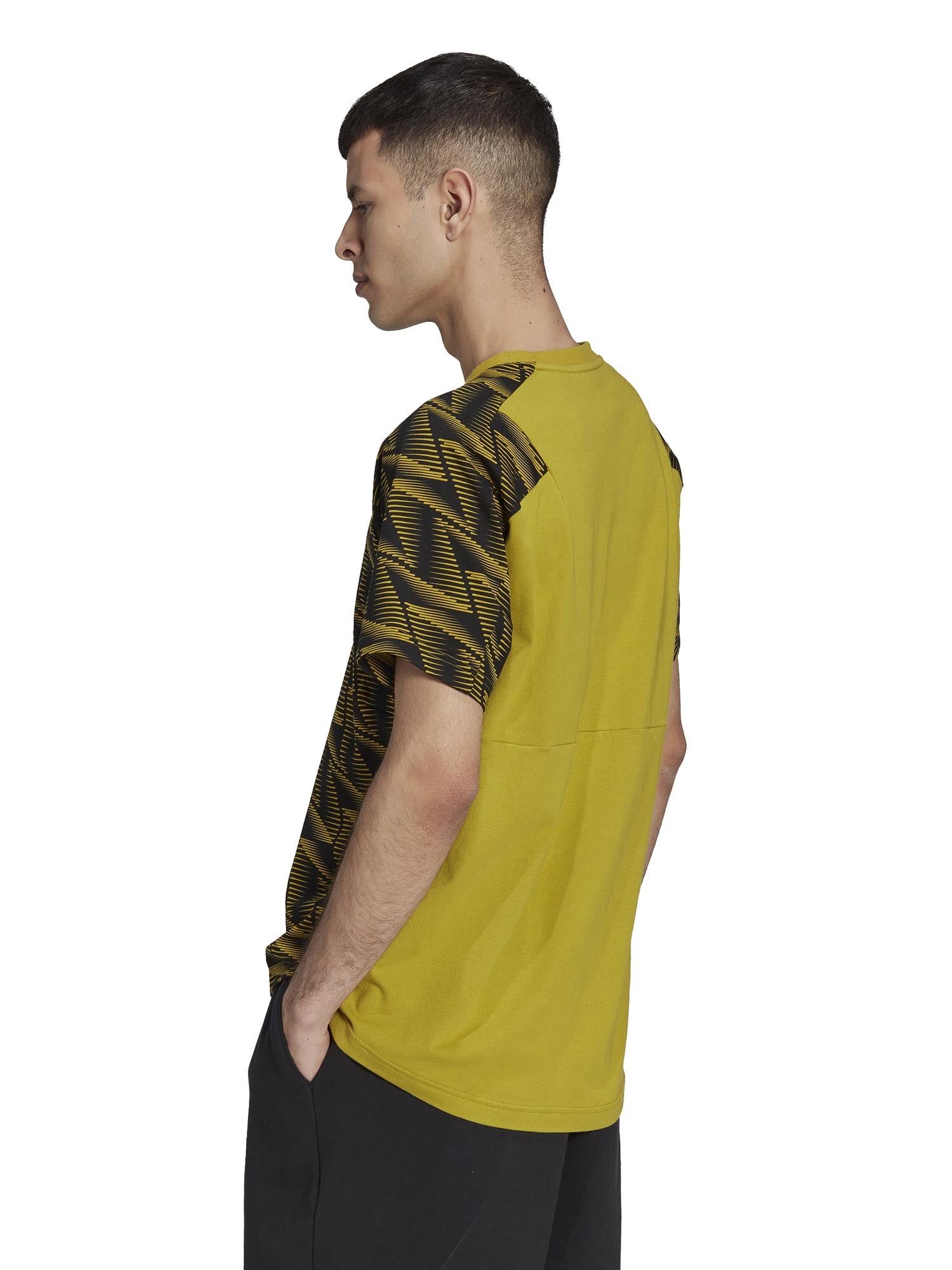 ADIDAS SPORTSWEAR Тениска Designed For Gameday Travel