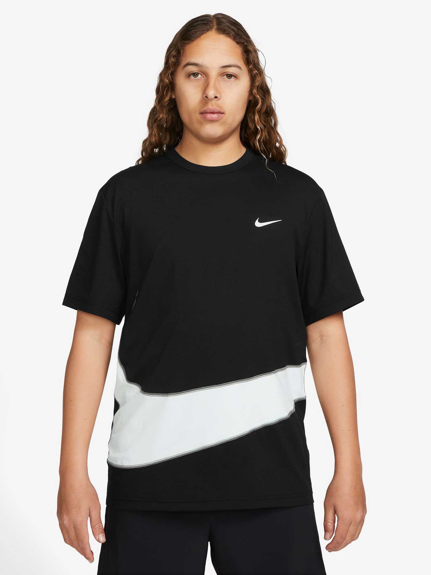 NIKE Тениска M NK DF UV HYVERSE SS ENERGY