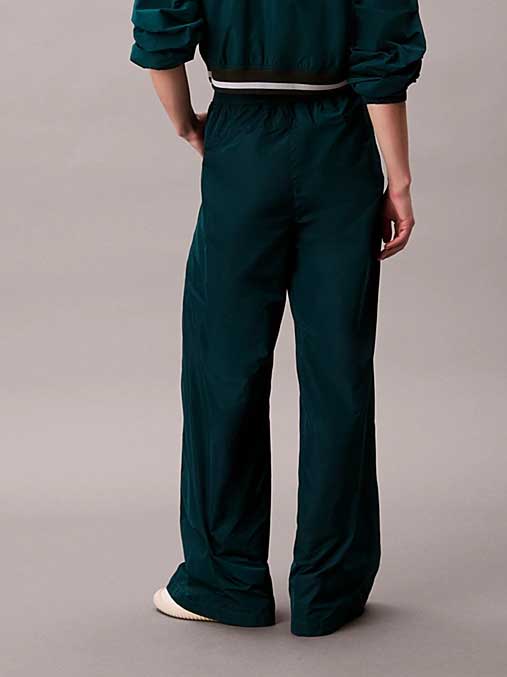 Calvin Klein Jeans Панталон TAFFETA LOGO WB TRACK PANT