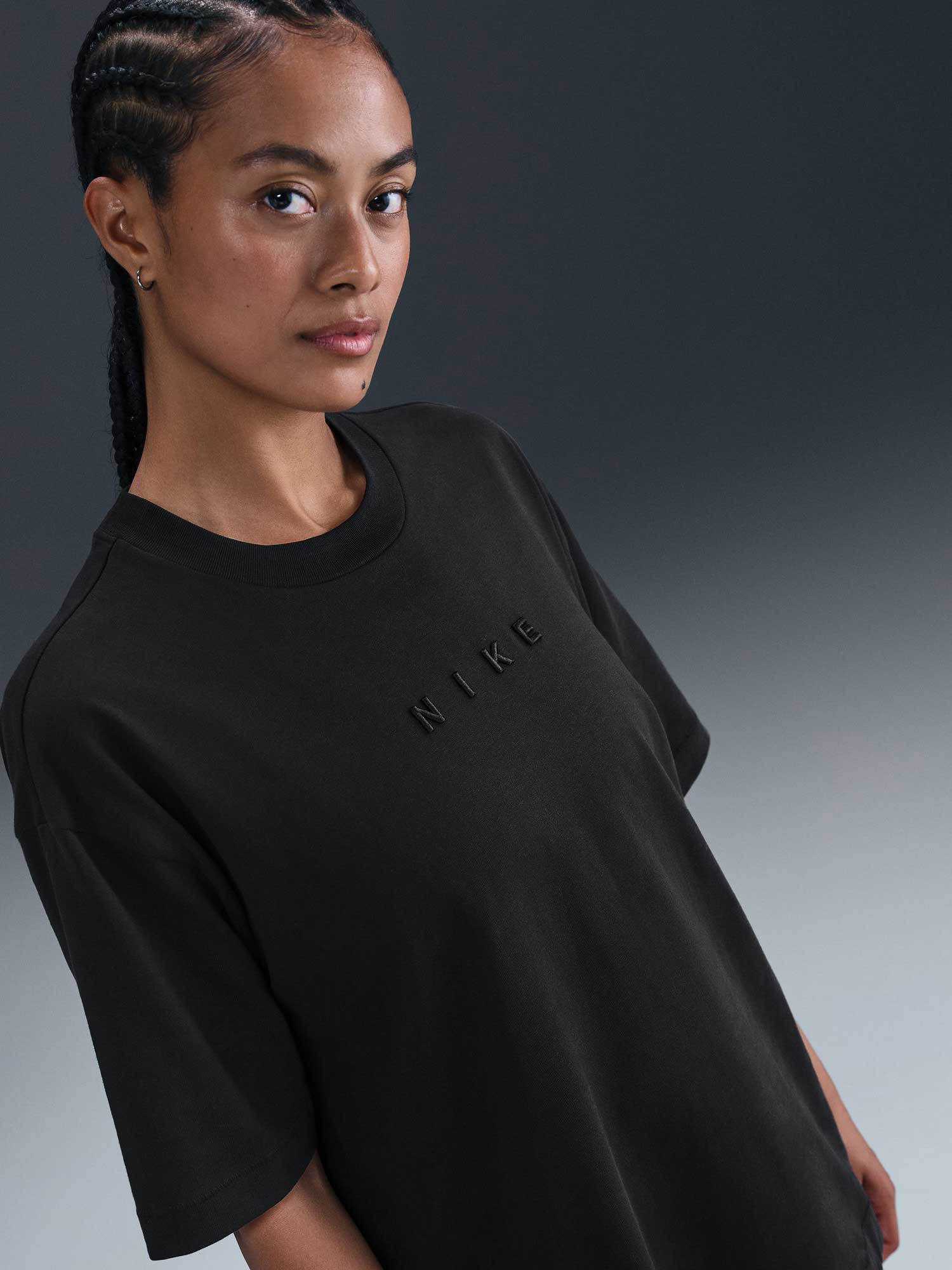 NIKE Тениска W NSW LUXE SS TEE RELAX
