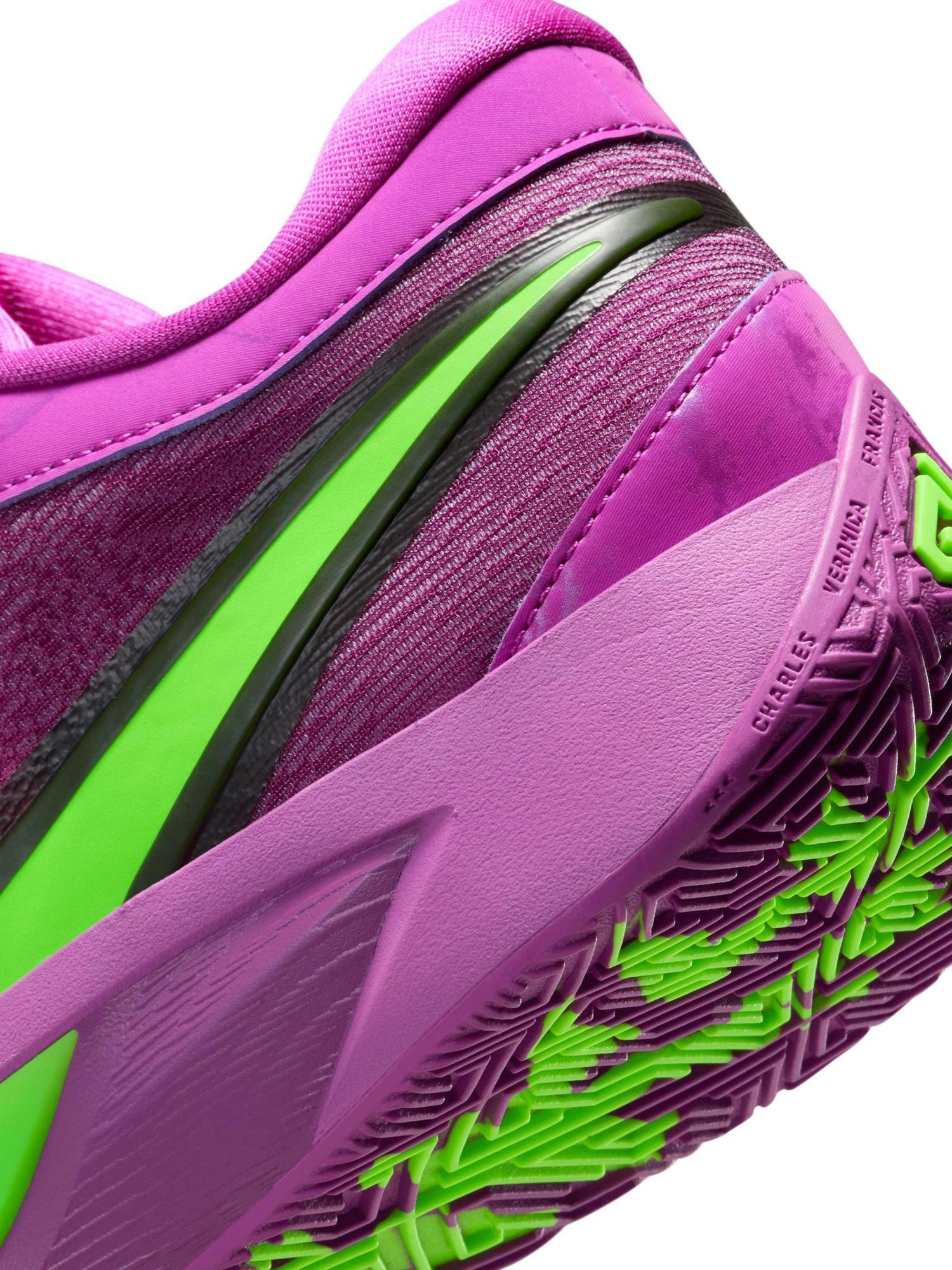 NIKE Обувки GIANNIS FREAK 6