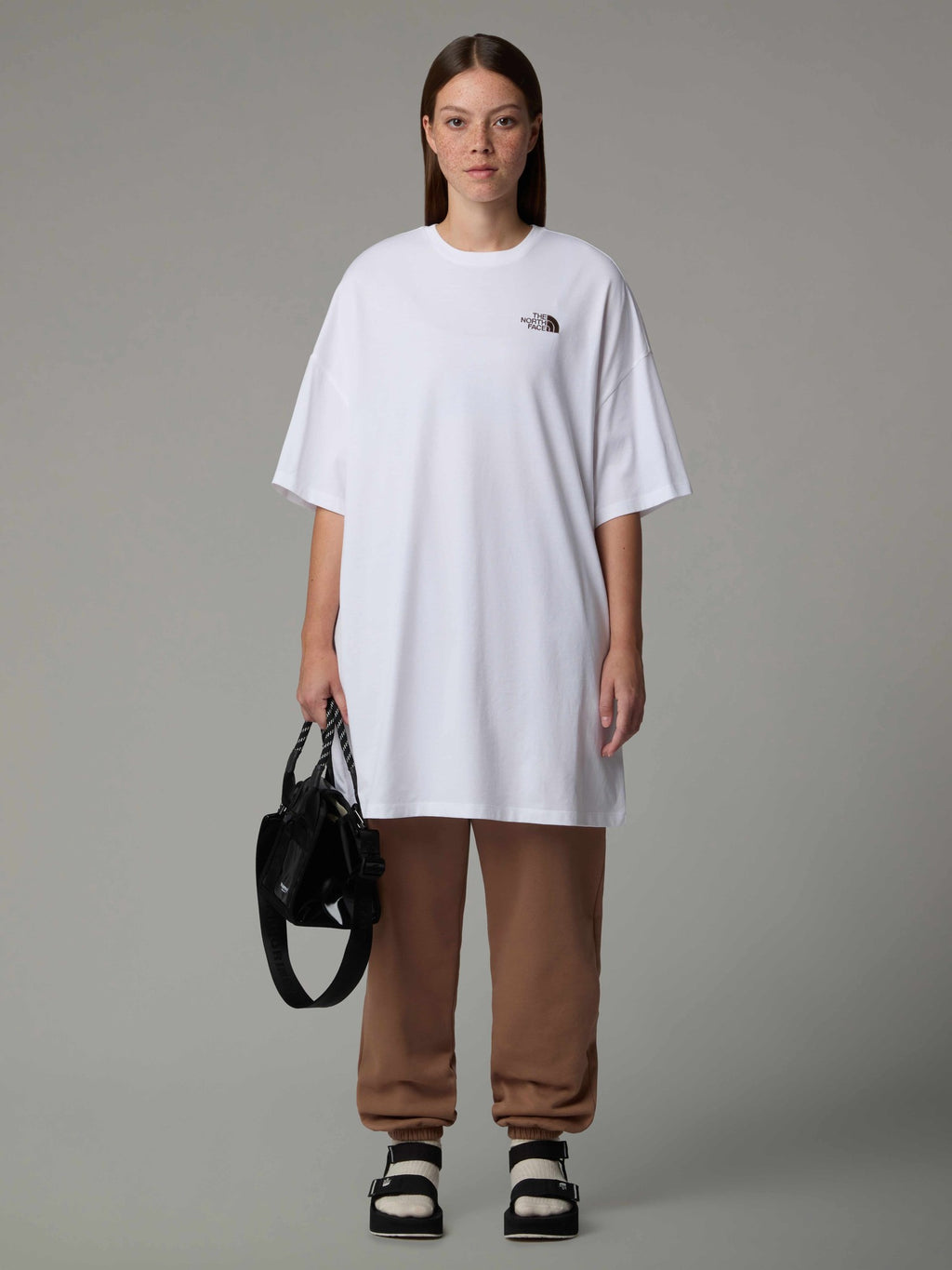THE NORTH FACE Рокля W SS ESSENTIAL OVERSIZE TEE DRESS