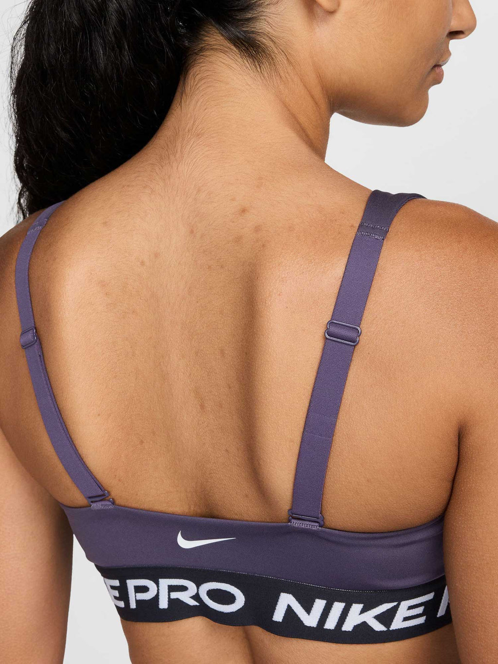 NIKE Спортен сутиен W NP INDY PLUNGE BRA SW
