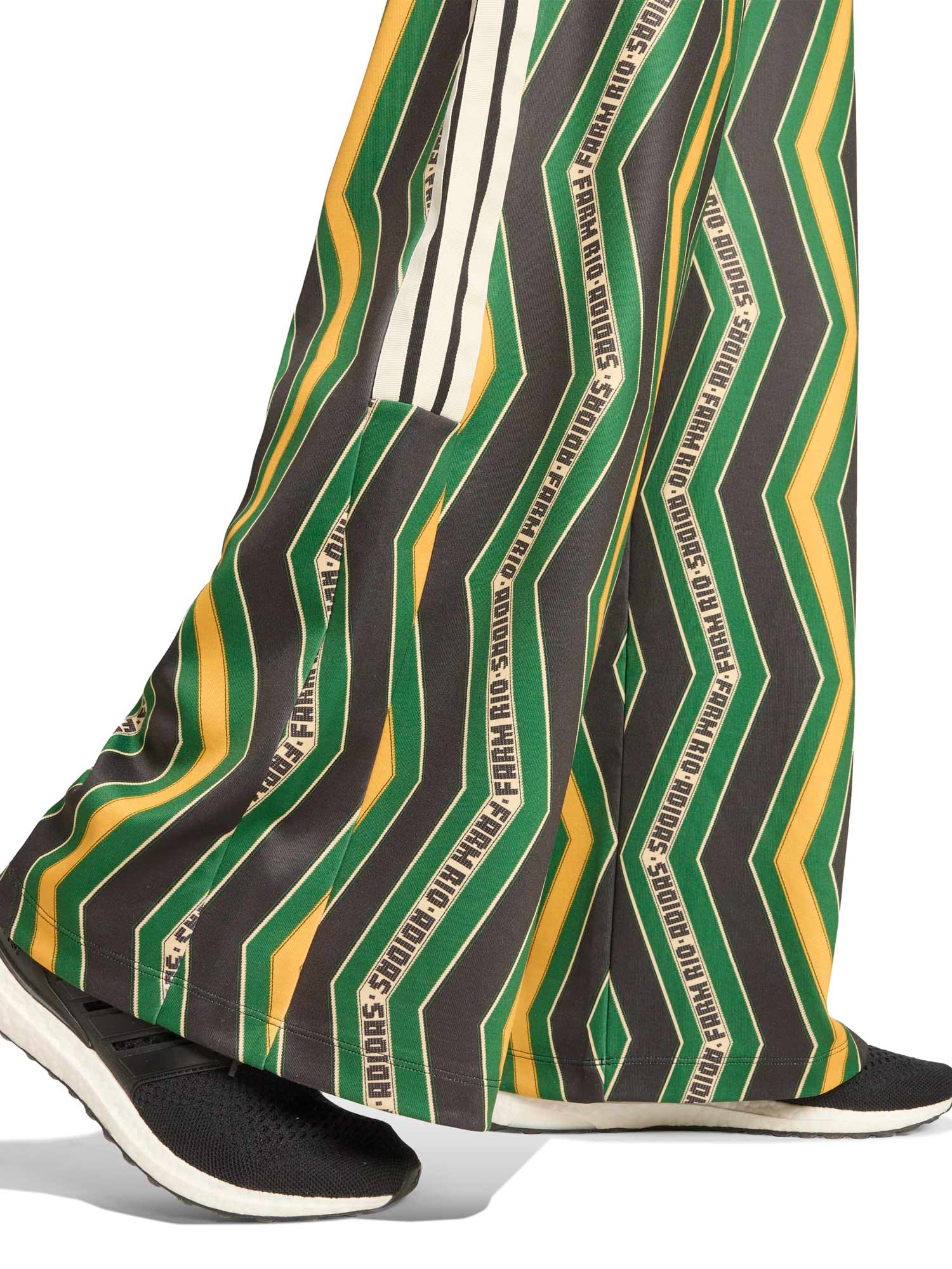 ADIDAS SPORTSWEAR Спортно долнище x FARM Tiro Track Joggers