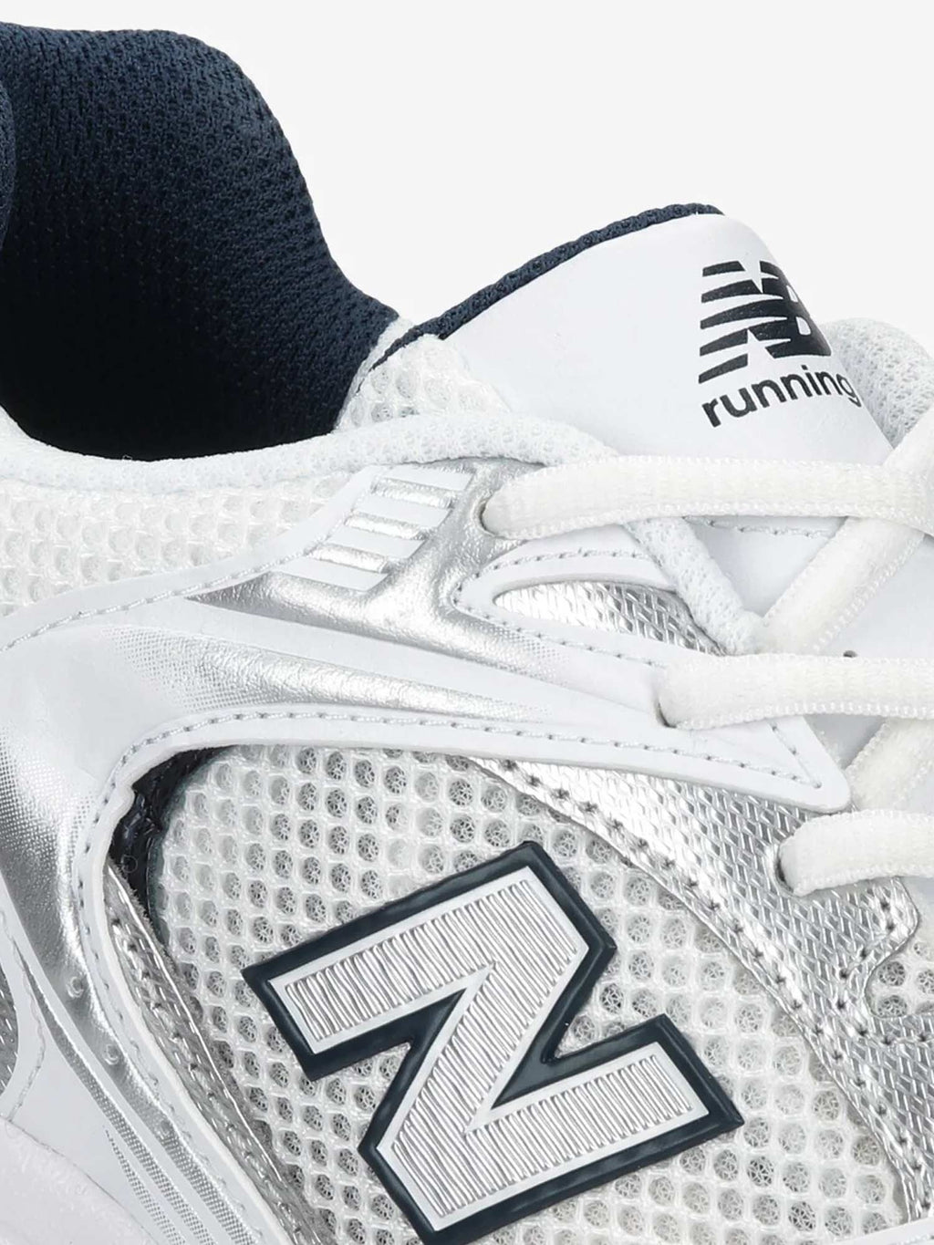NEW BALANCE Обувки 530