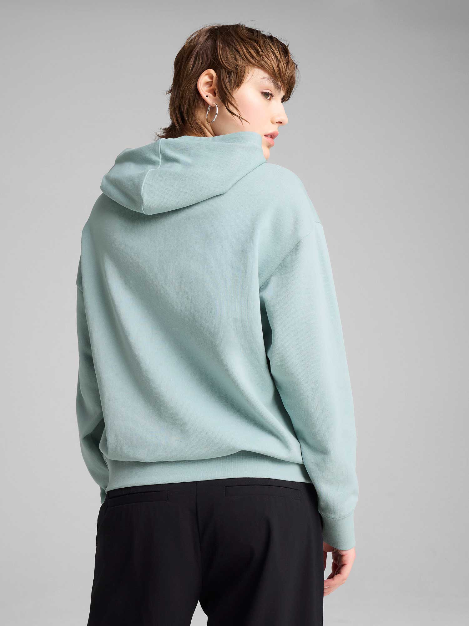 PUMA Суитшърт ESS ELEVATED Hoodie TR