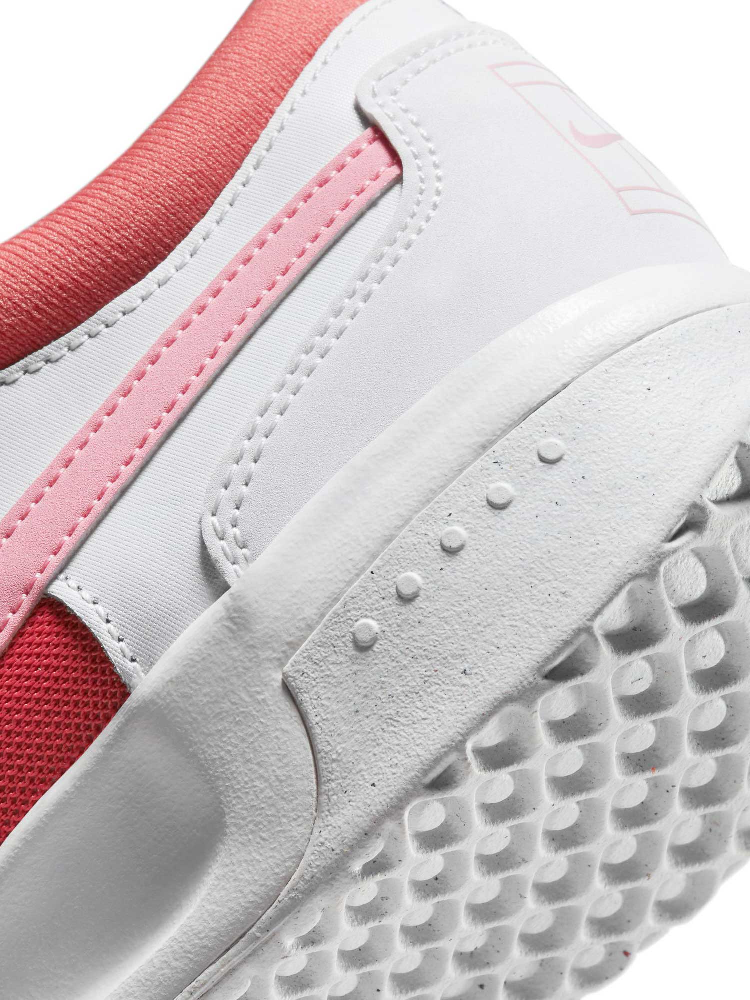 NIKE Обувки W ZOOM COURT LITE 3