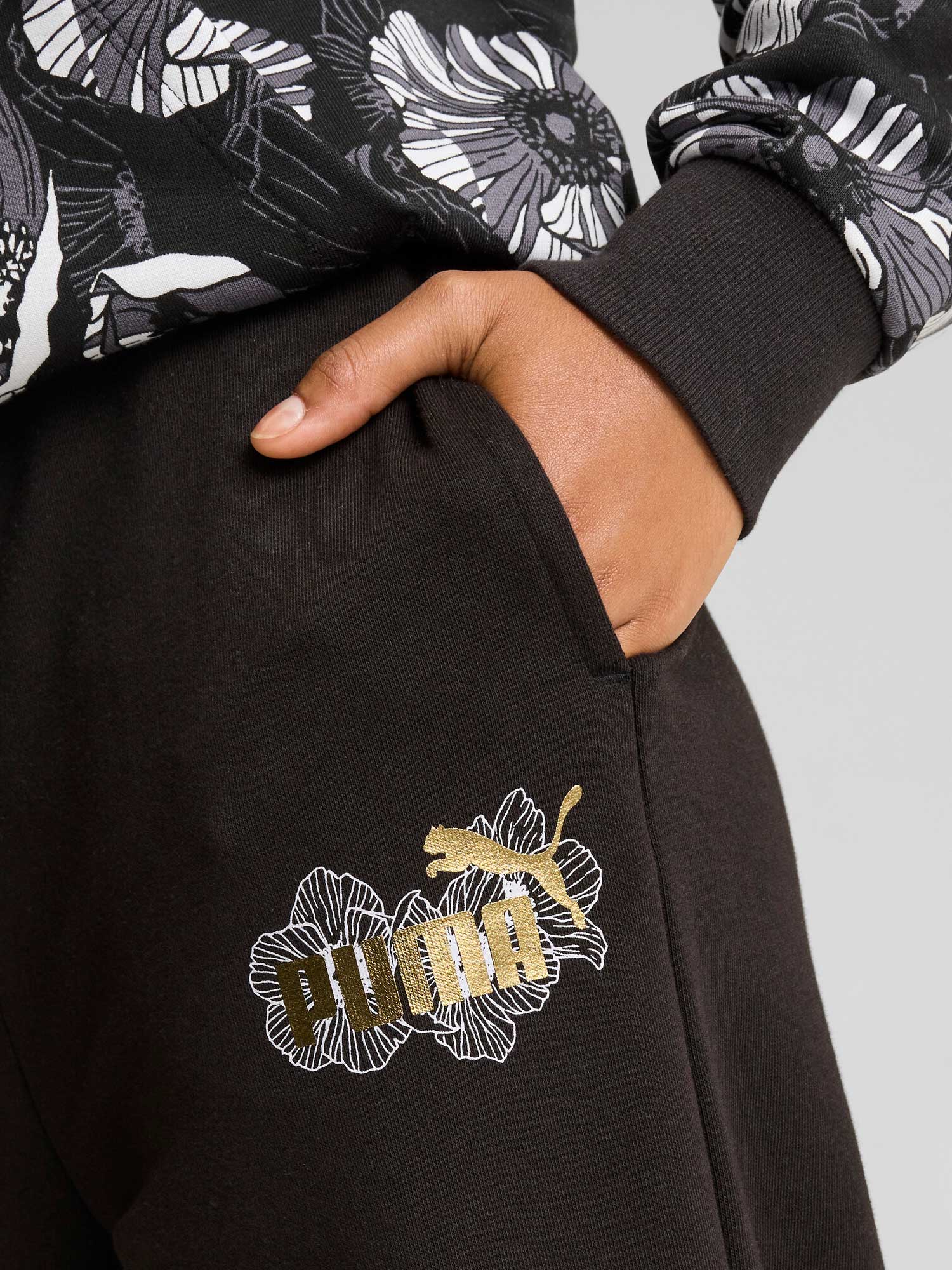 PUMA Спортно долнище ESS+ Class Act Pants TR