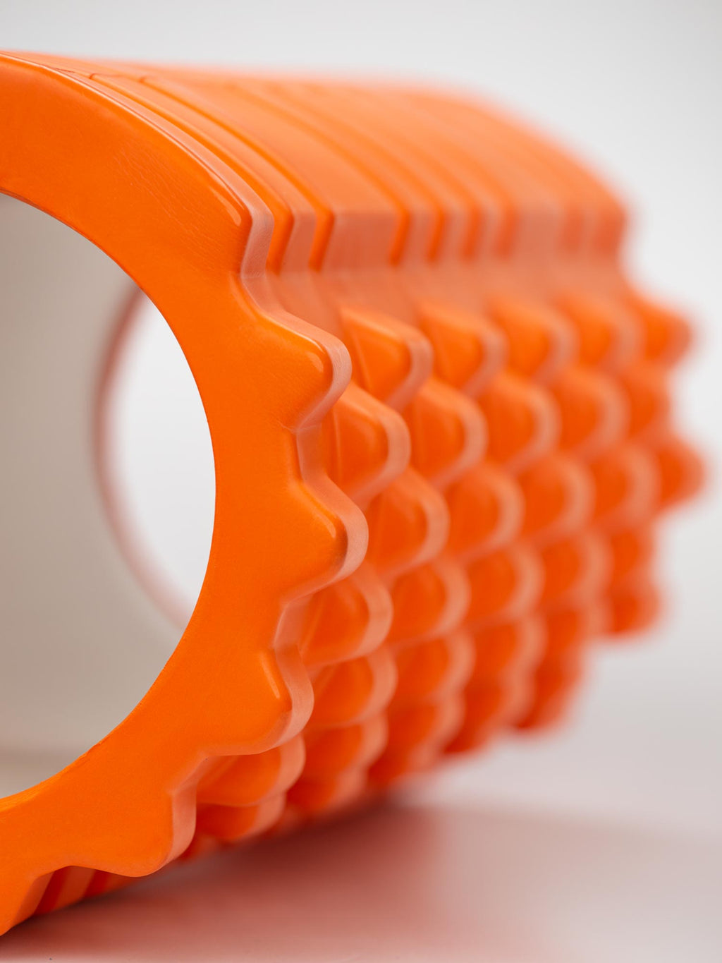 ORION Масажен уред FOAM ROLLER 33см
