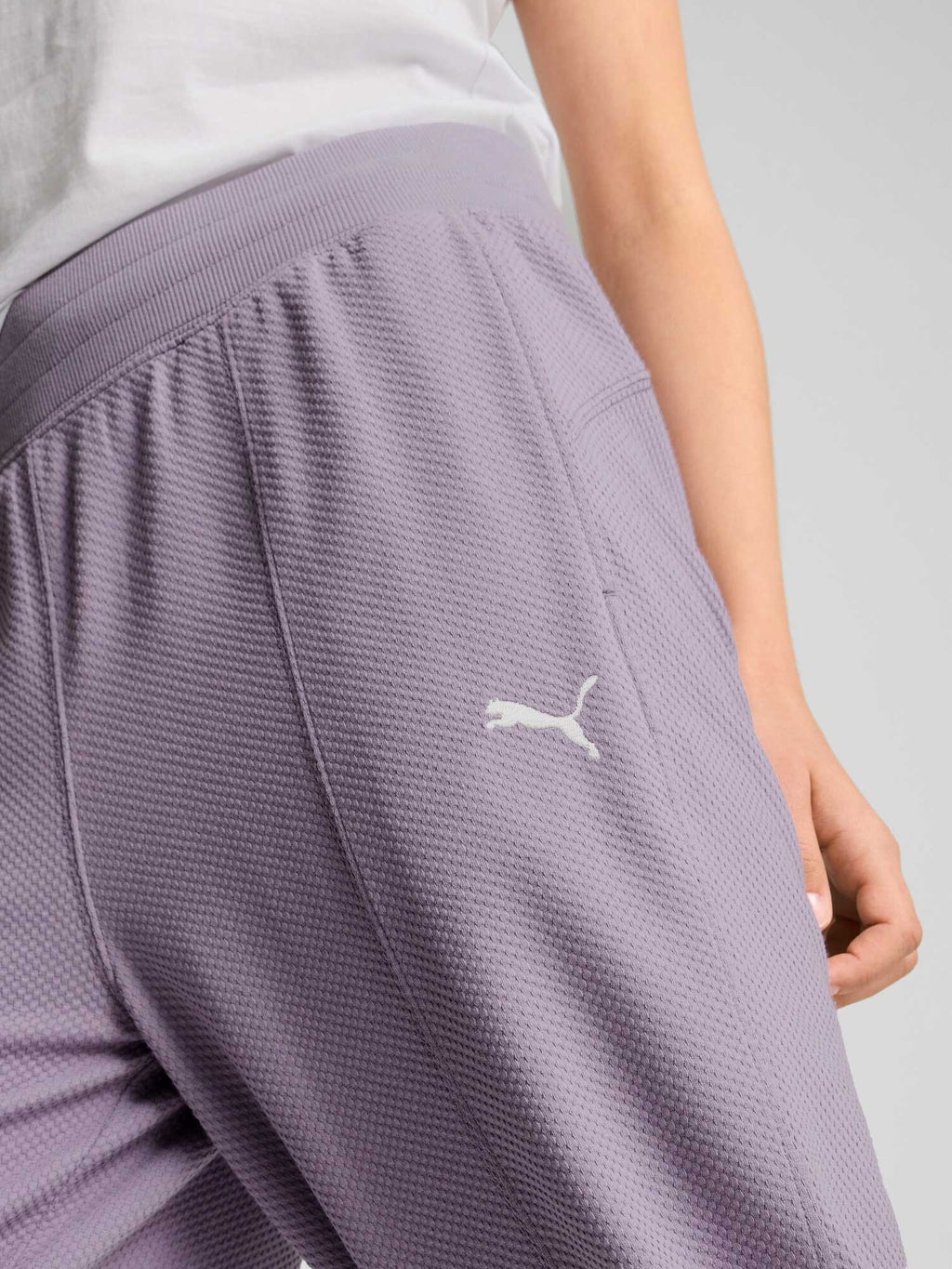 PUMA Спортно долнище HER High-Waist Pants cl