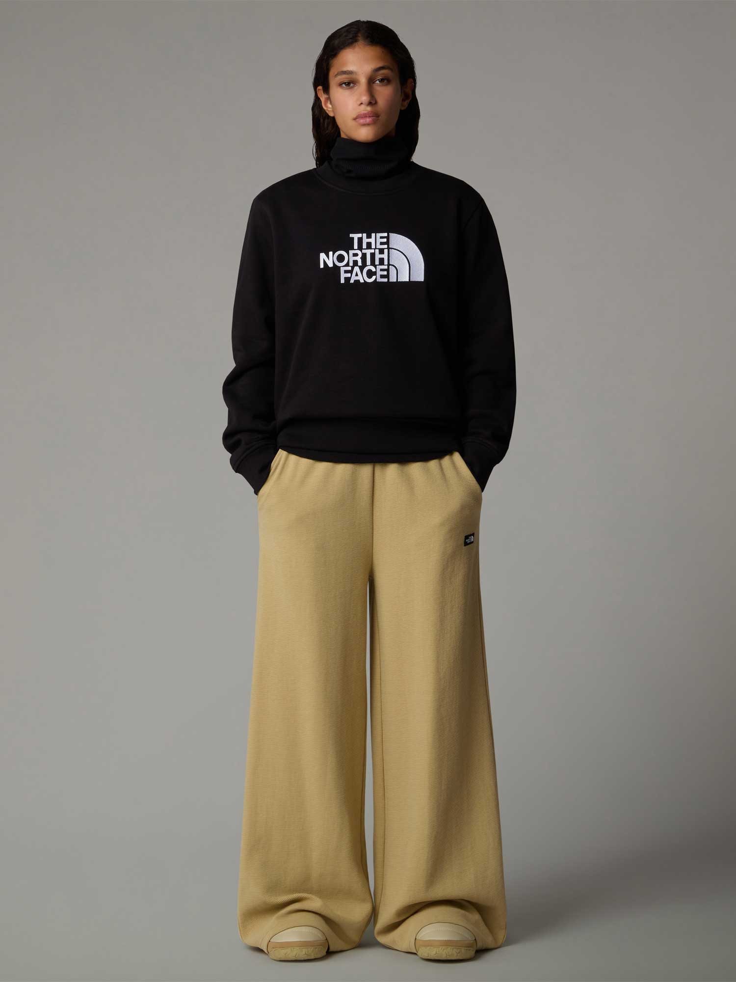 THE NORTH FACE Суитшърт W DREW PEAK CREW