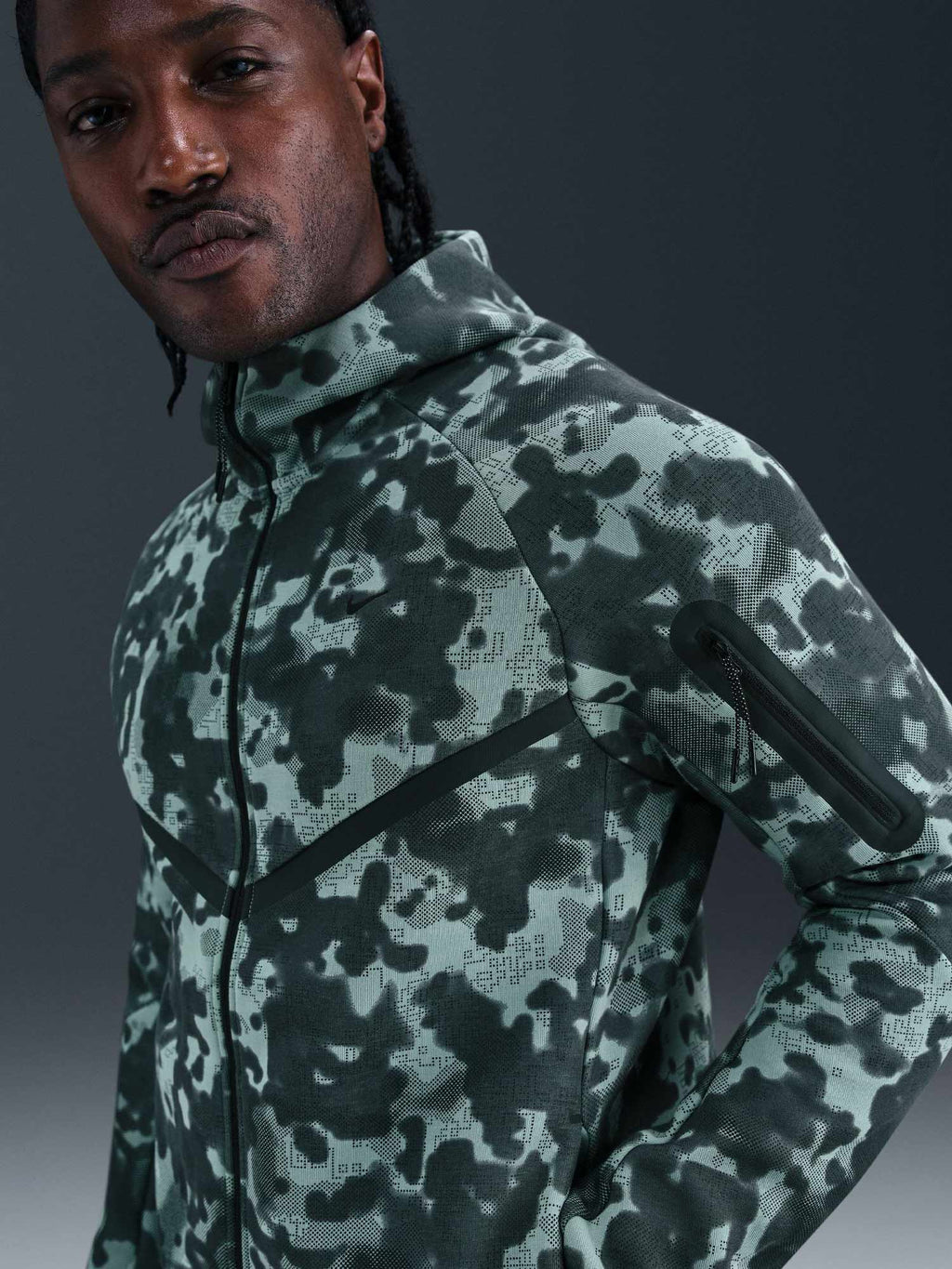 NIKE Суитшърт M NK TECH FLC WR FZ JKT CAMO