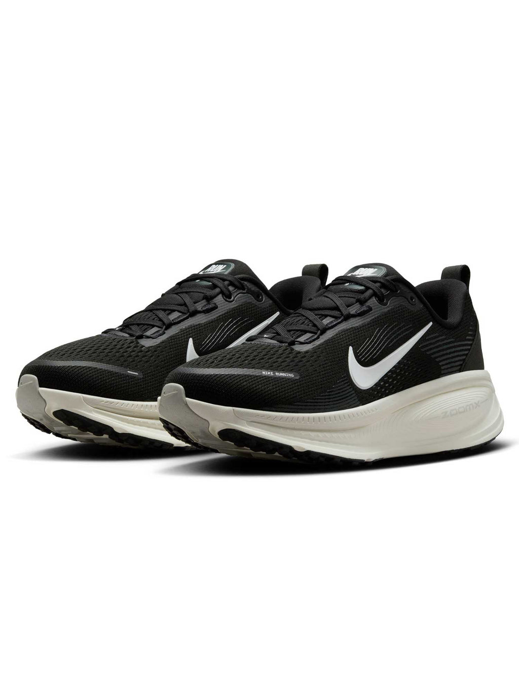 NIKE Обувки W VOMERO 18