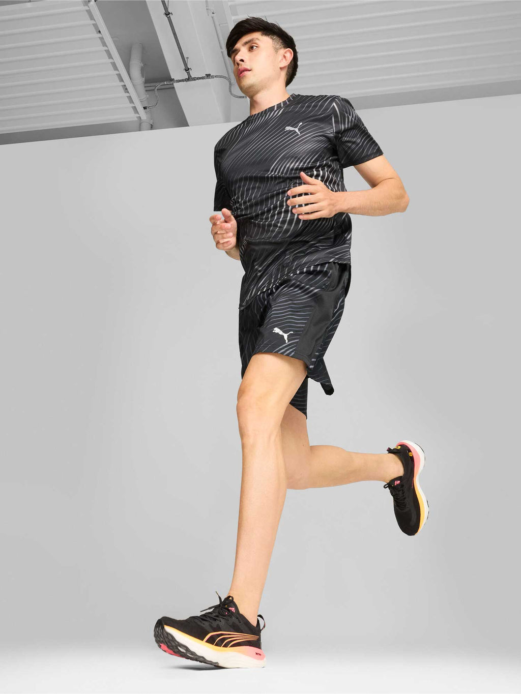 PUMA Тениска RUN FAVORITE AOP SS TEE M
