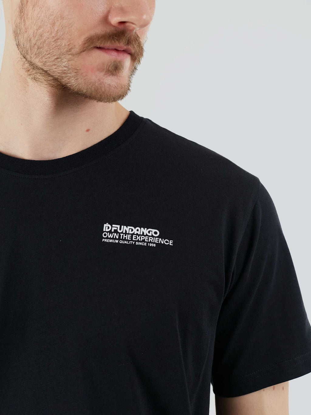 FUNDANGO Тениска Compass Graphic-T