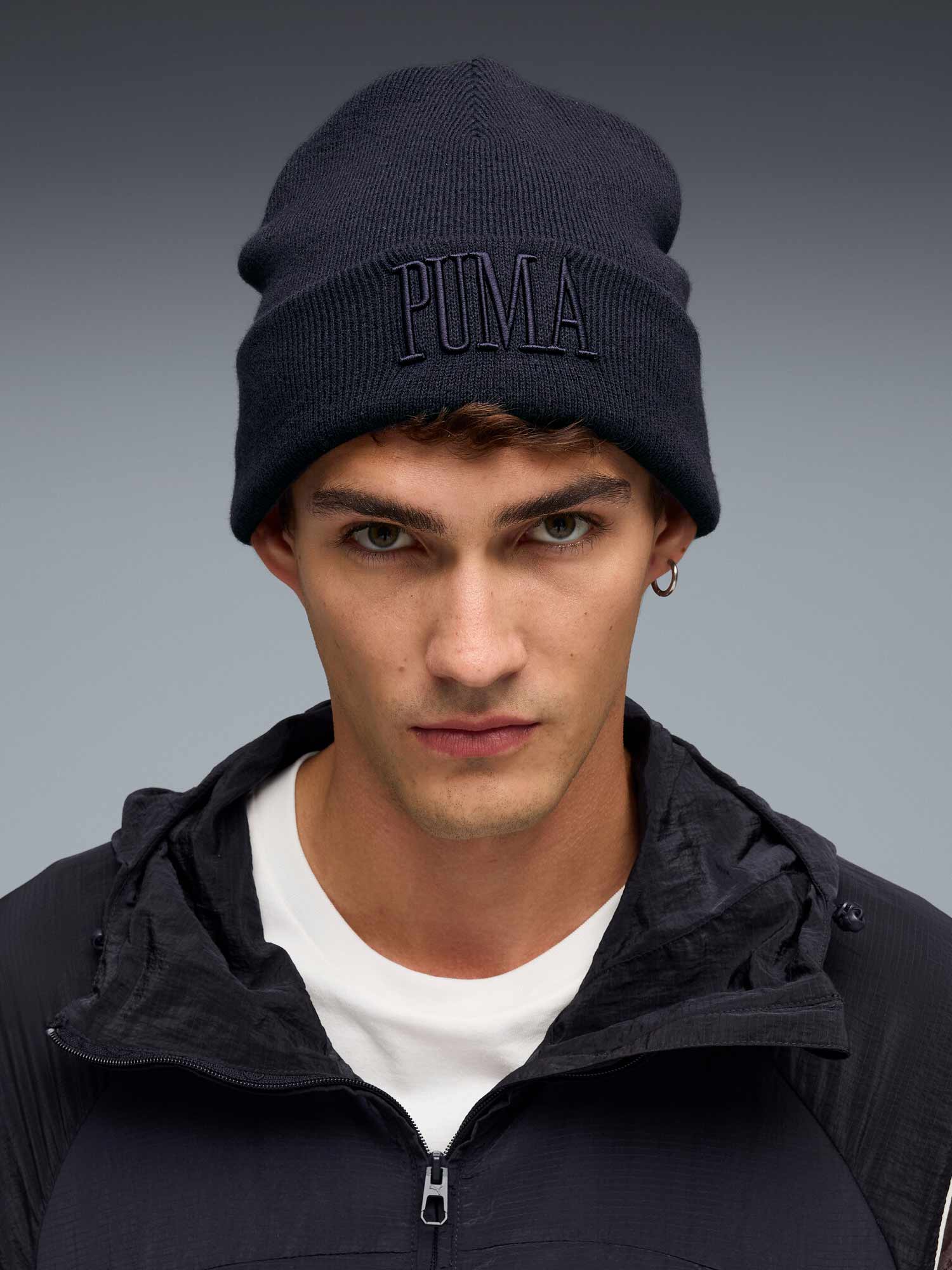 PUMA Шапка CLASSIC GRAPHIC Mid Crown Beanie