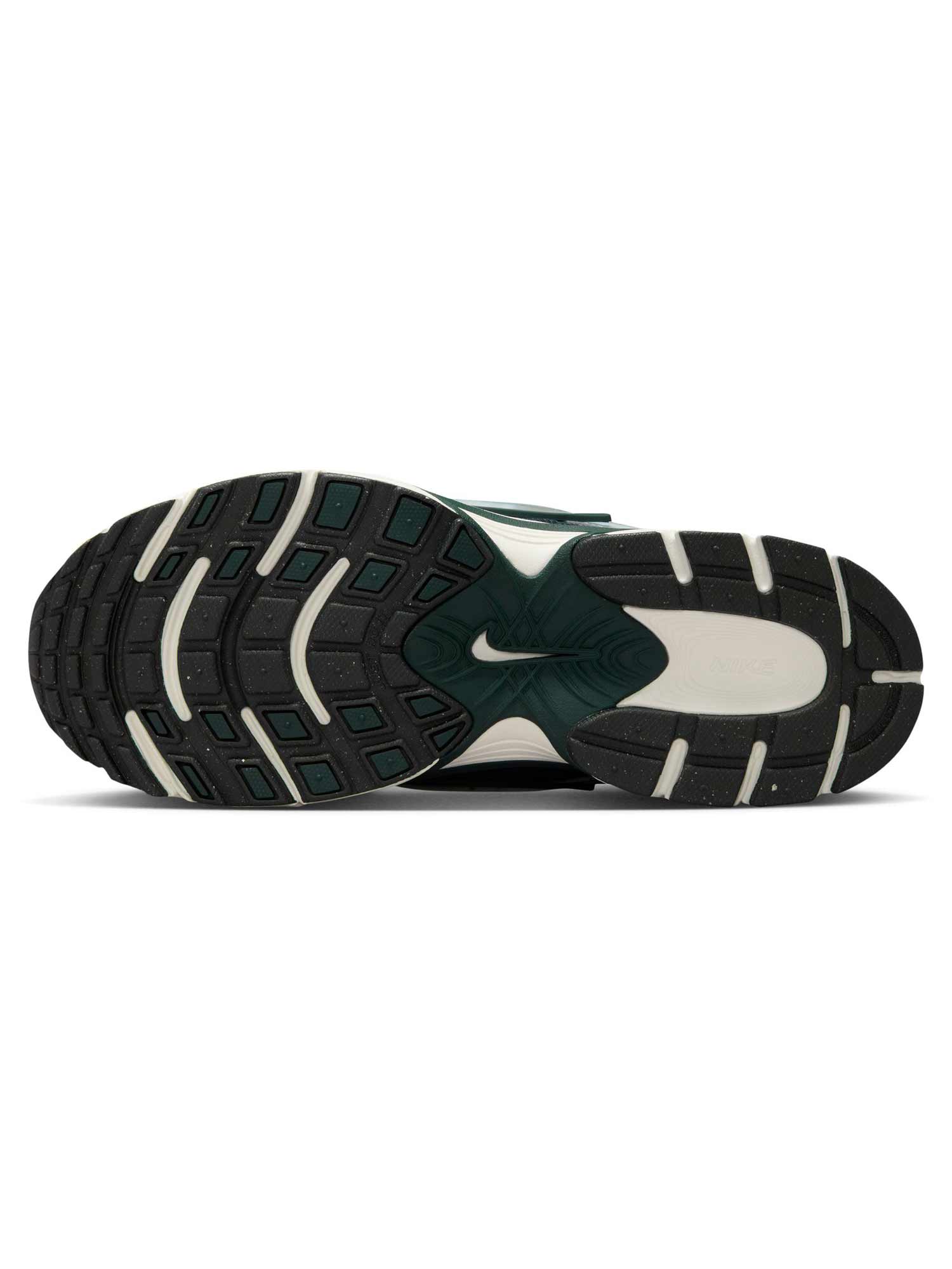 NIKE Обувки W V5 RNR