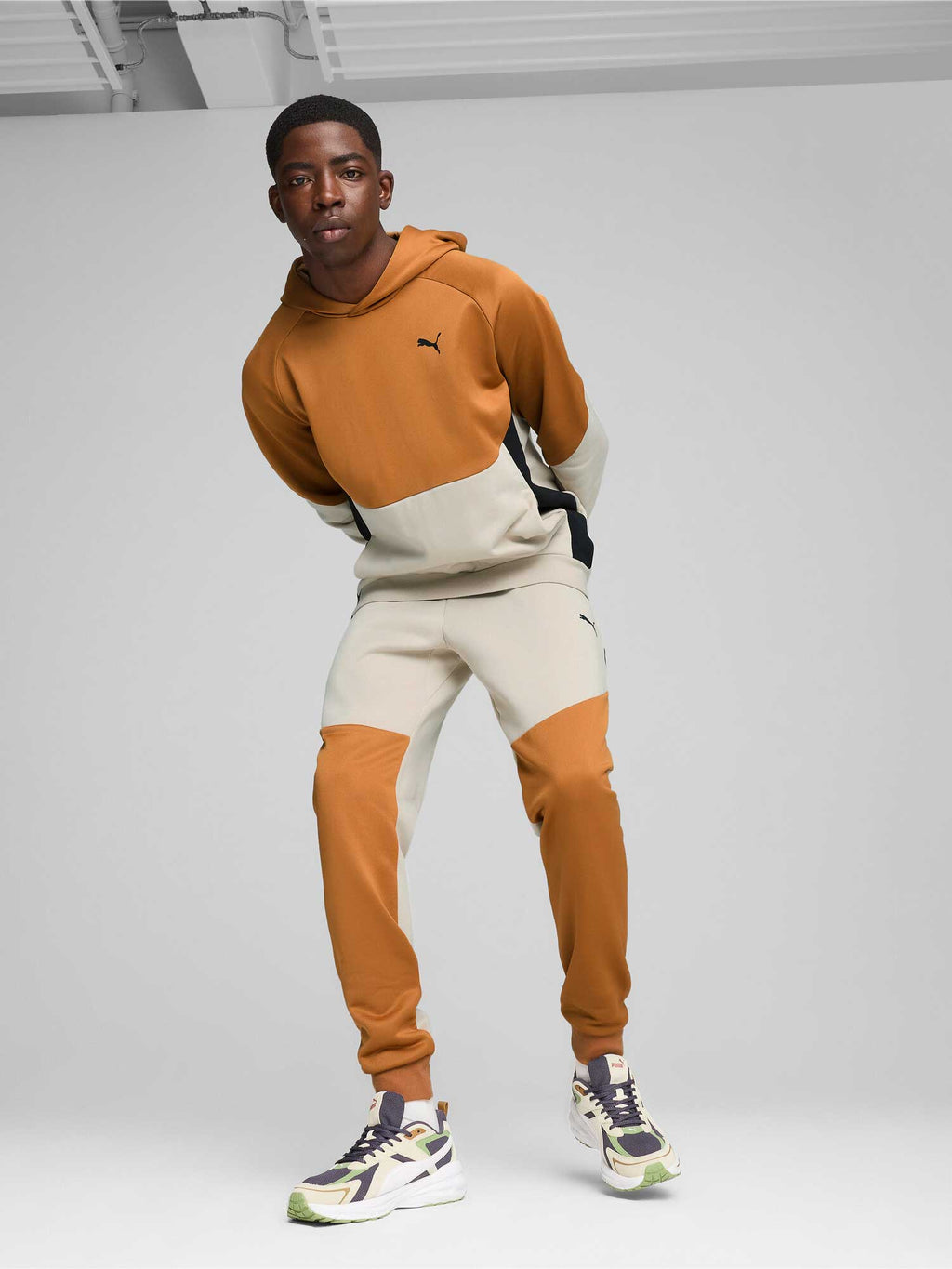 PUMA Спортно долнище PUMATECH Sweatpant FL