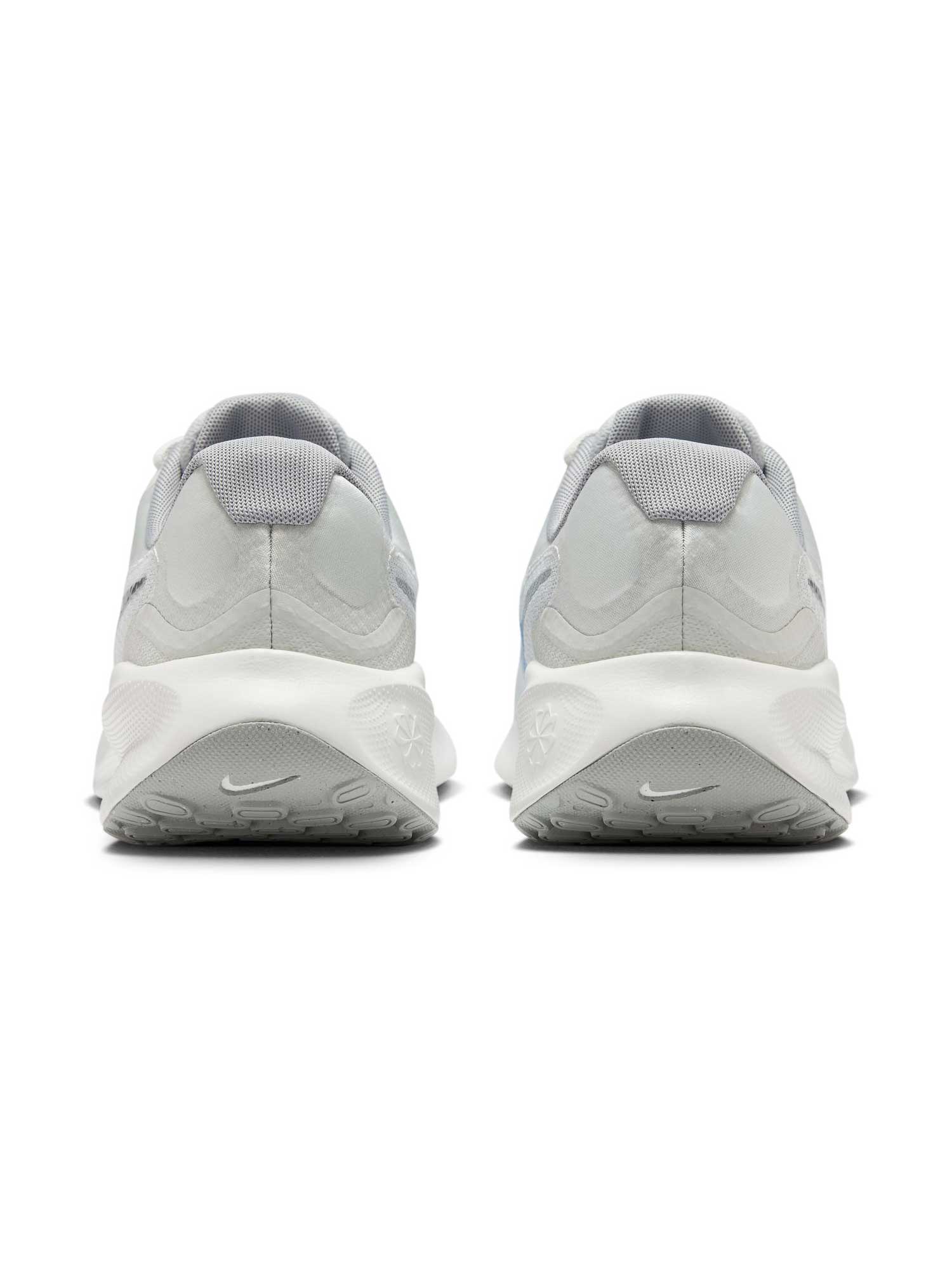 NIKE Обувки W REVOLUTION 7
